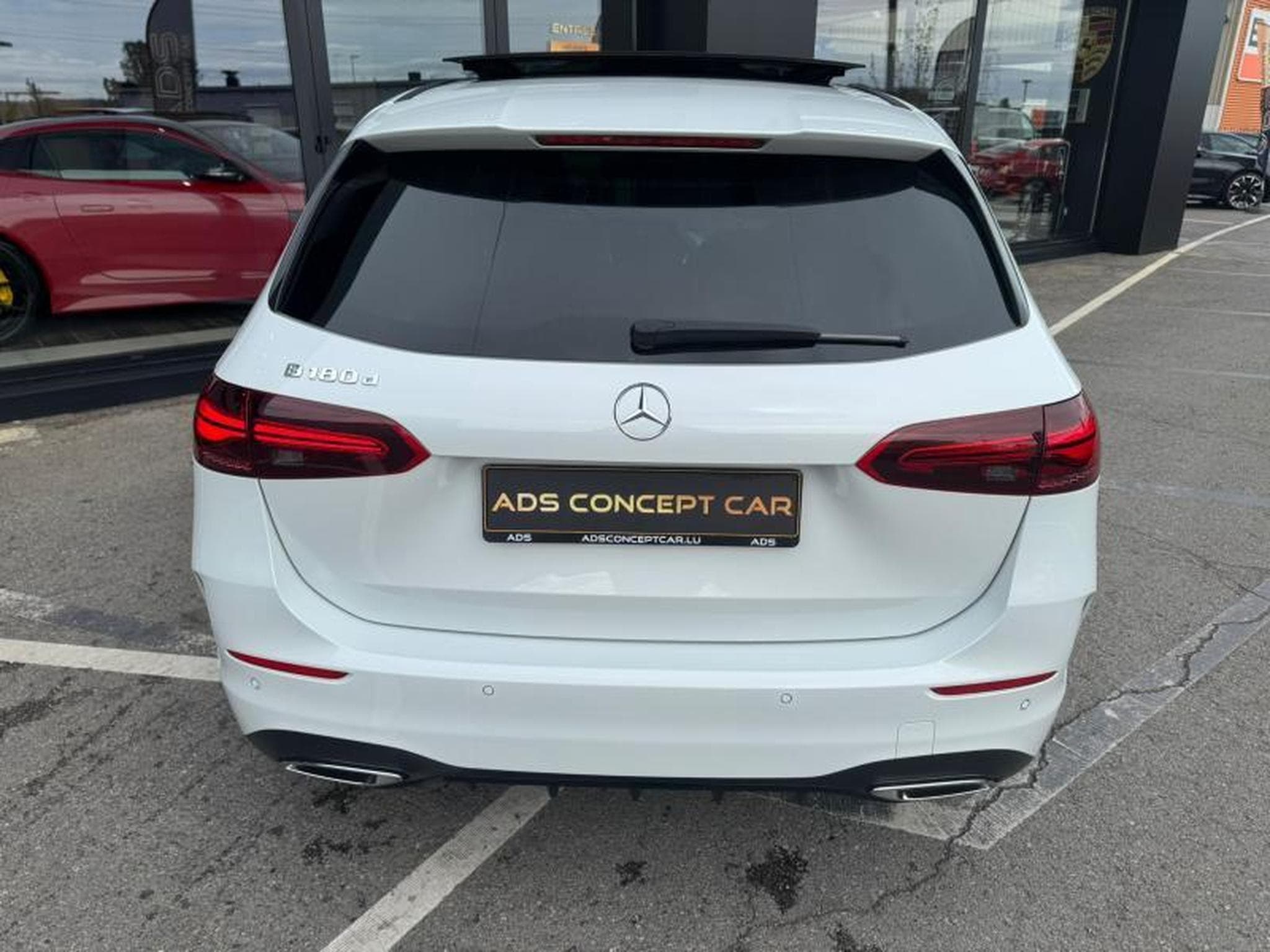 Mercedes B 180 Classe B 180d AMG Line/2.0 116ch/Toit Ouvrant/ATH (2023) - Foto 17