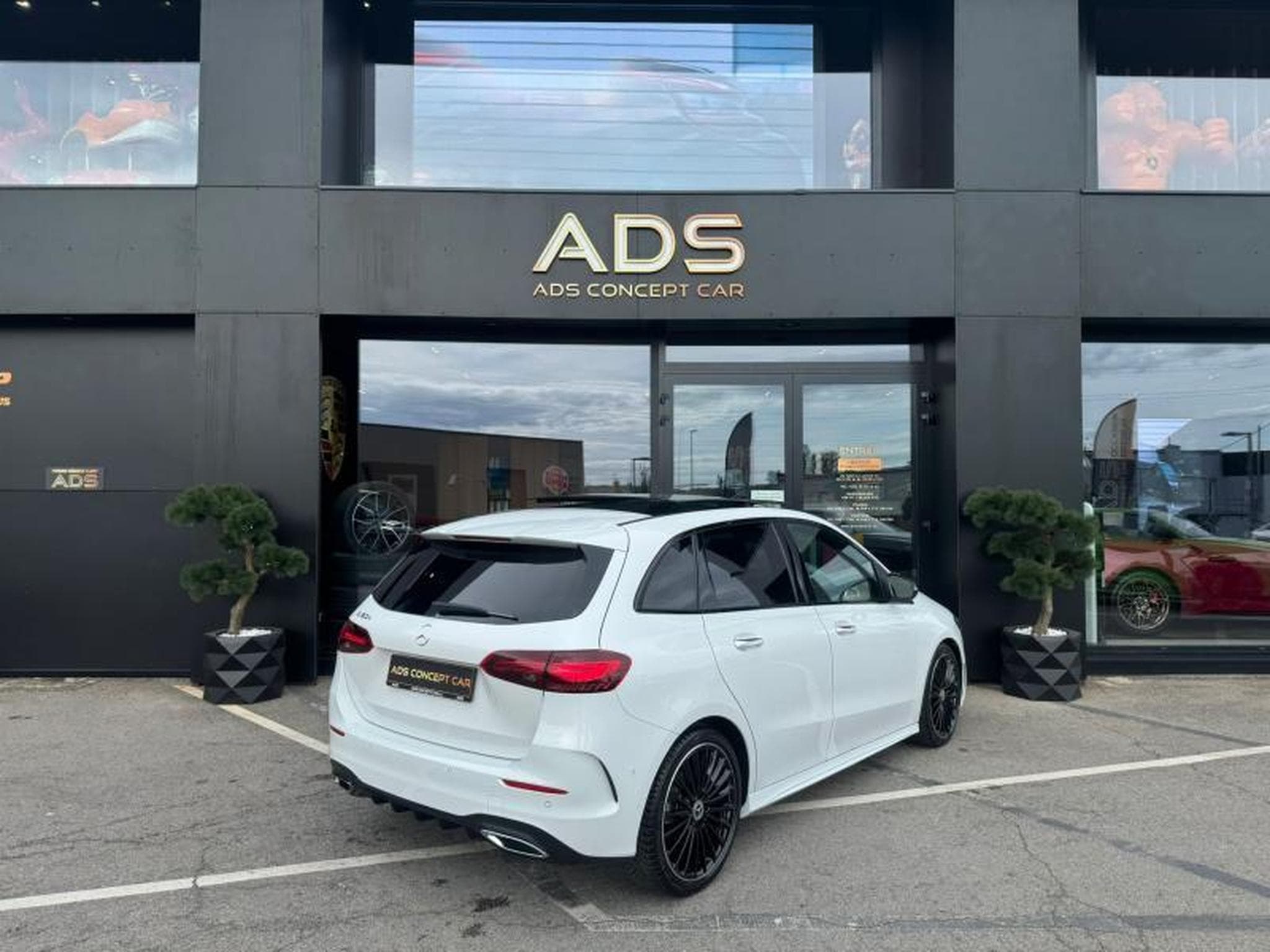 Mercedes B 180 Classe B 180d AMG Line/2.0 116ch/Toit Ouvrant/ATH (2023) - Foto 18