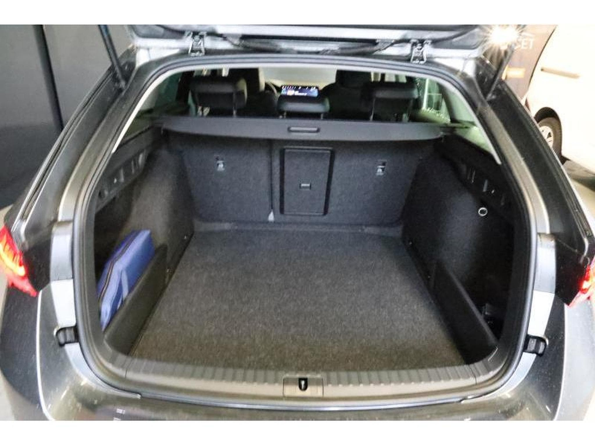 Skoda Octavia Selection (2025) - Photo 7