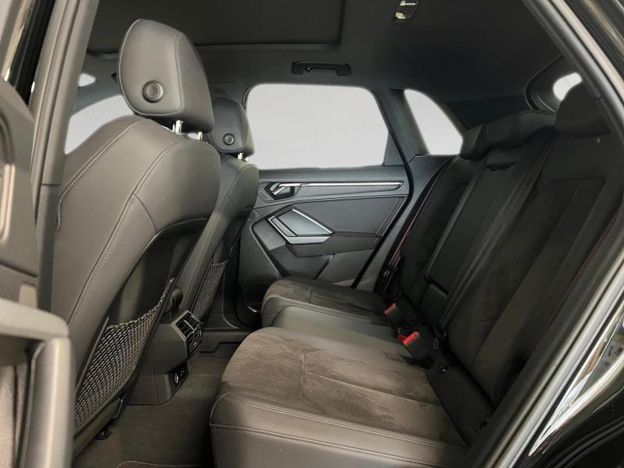 Audi RSQ3 RS (2020) - Photo 14