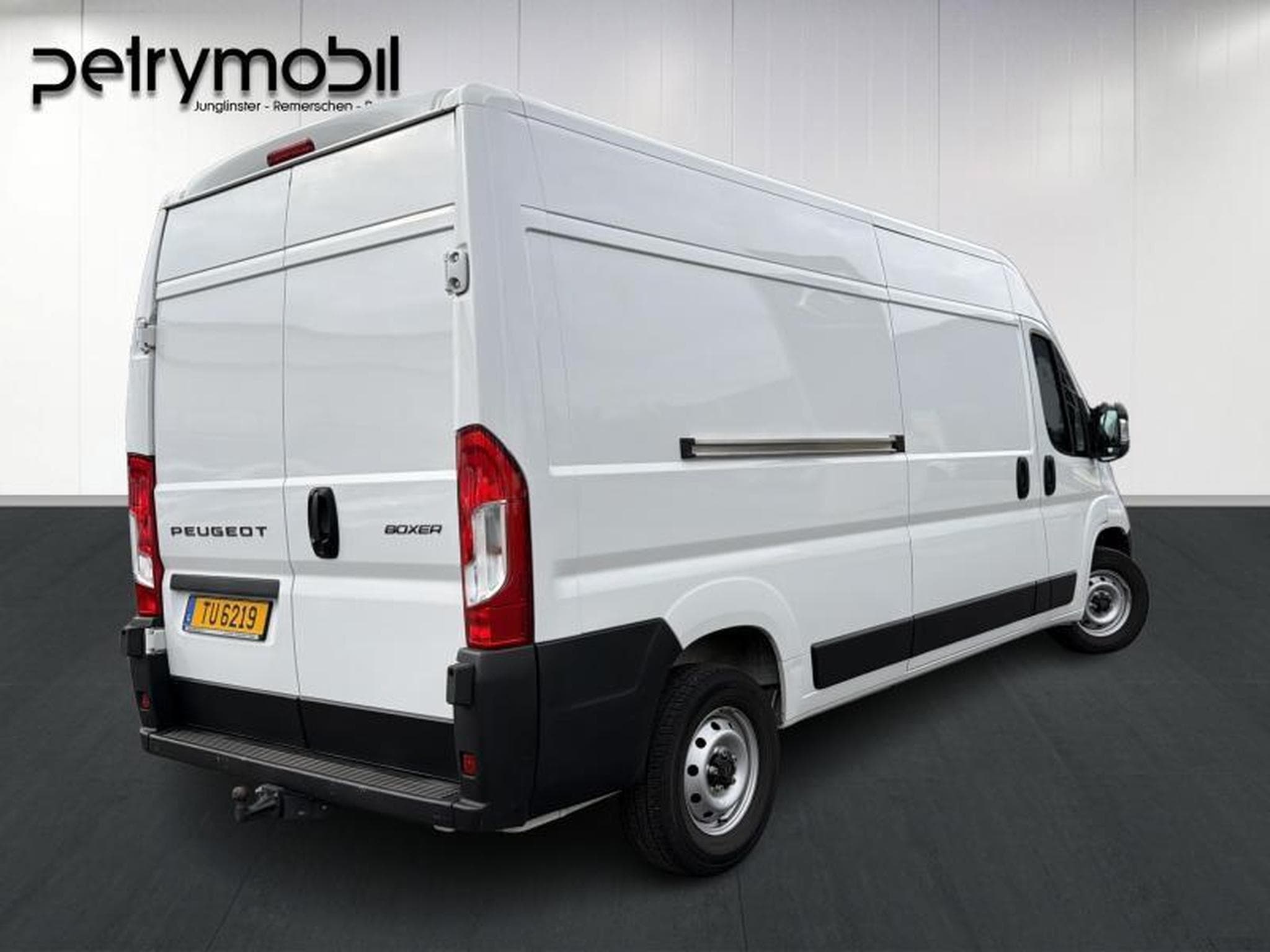 Peugeot Boxer 335 L3H2 - 2.2 BlueHDi 140 S&S (2025) - Photo 4