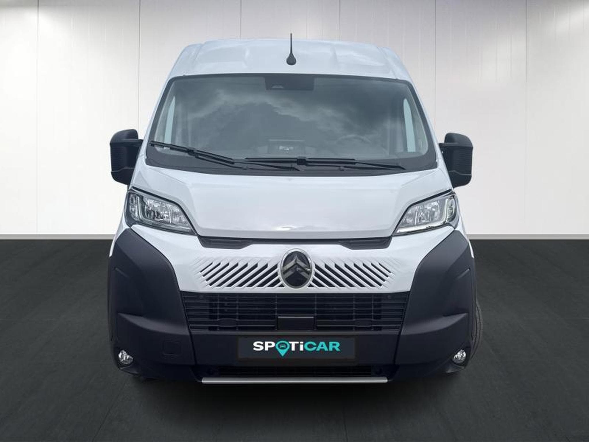 Citroen Jumper Fourgon tôlé 35 L2H2 EAT8 (2025) - Photo 2
