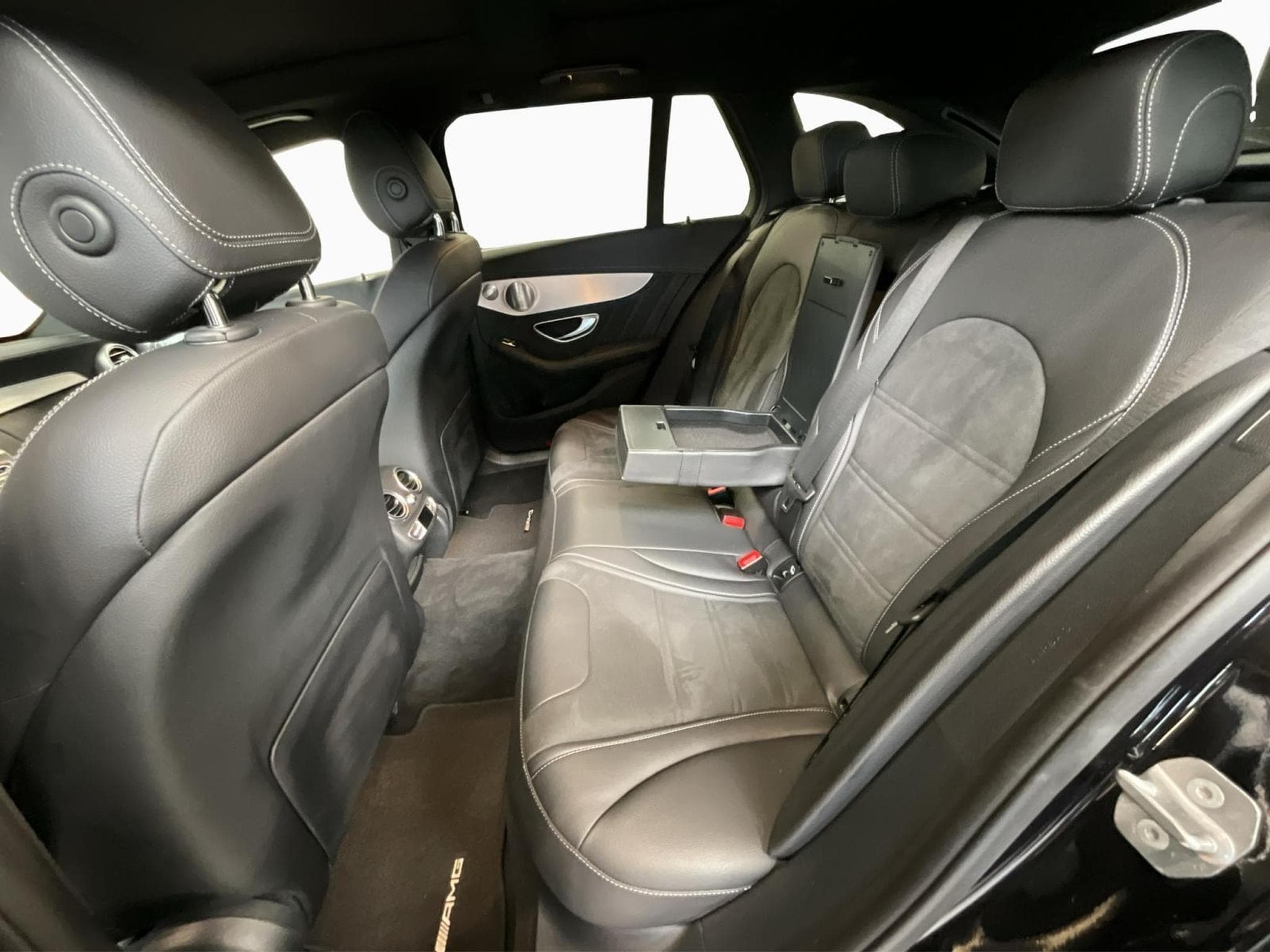 Mercedes C 63 AMG 9Aut.+SoundBurmester+Head (2020) - Photo 15