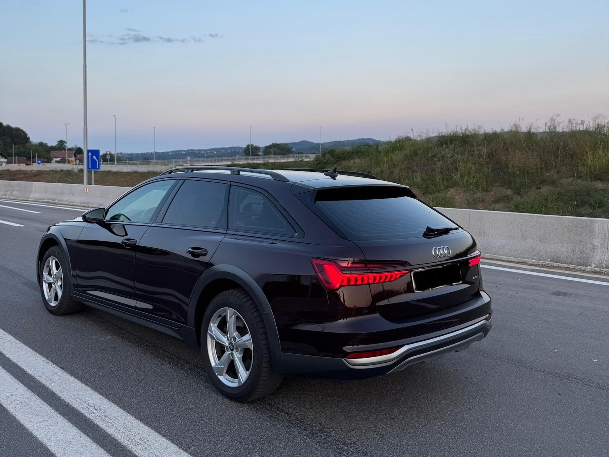 Audi A6 Allroad 45 TDi (2019) - Foto 2