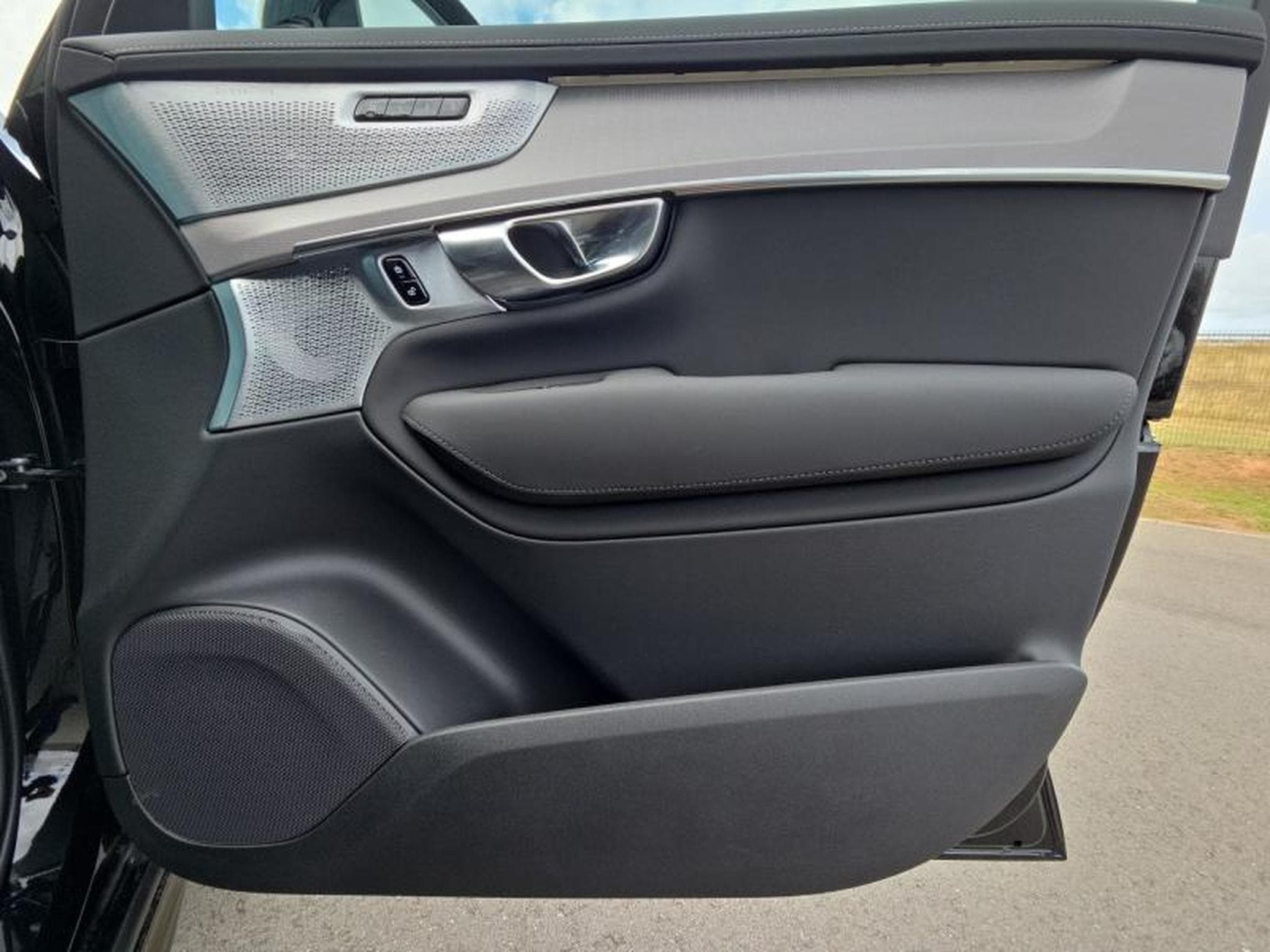 Volvo XC90 T8 Black Edition Ultra / Hybride (2026) - Photo 21