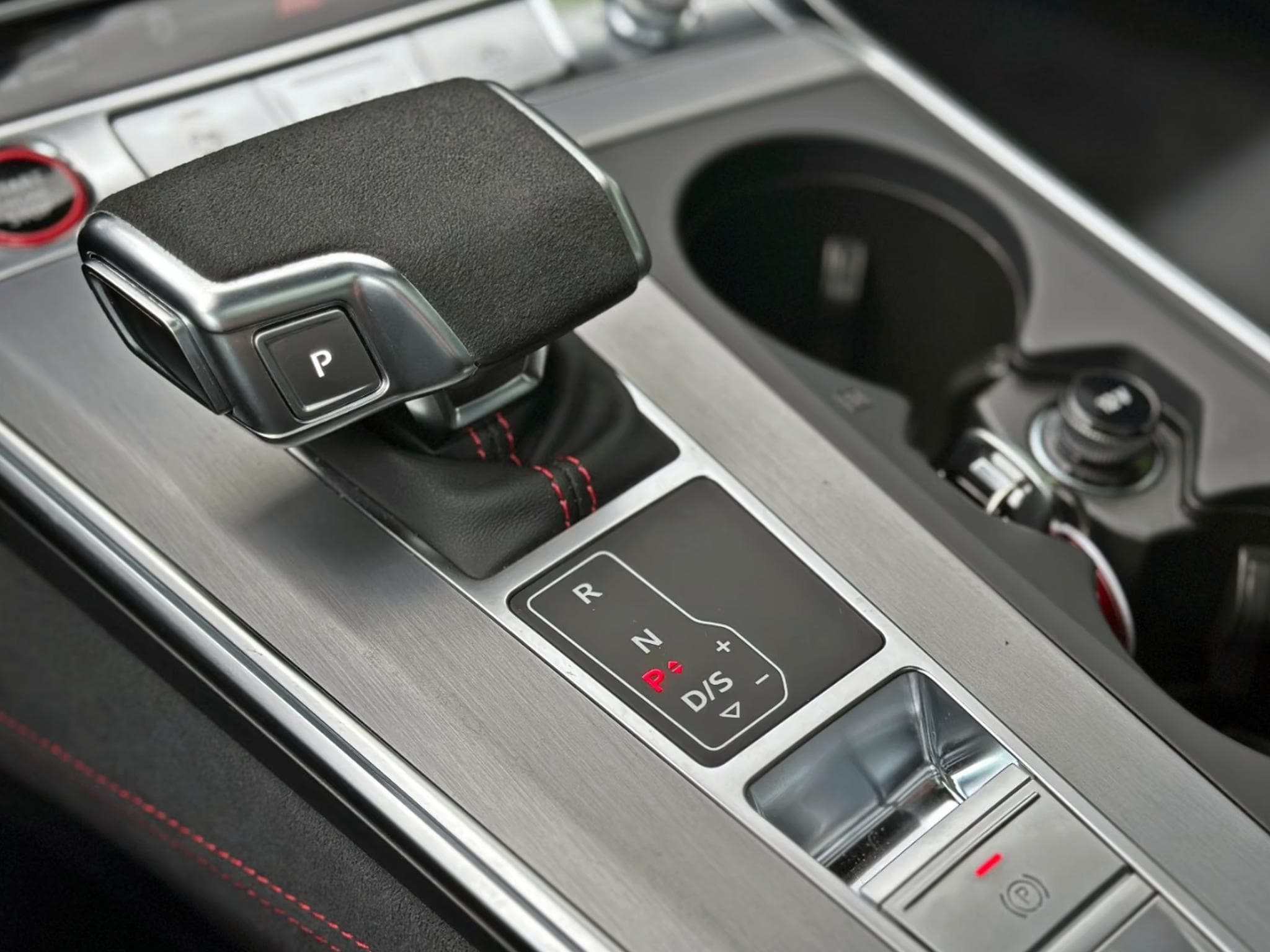 Audi RS6 Perf - 360/BO/ACC/PANO/AHK (2025) - Foto 13