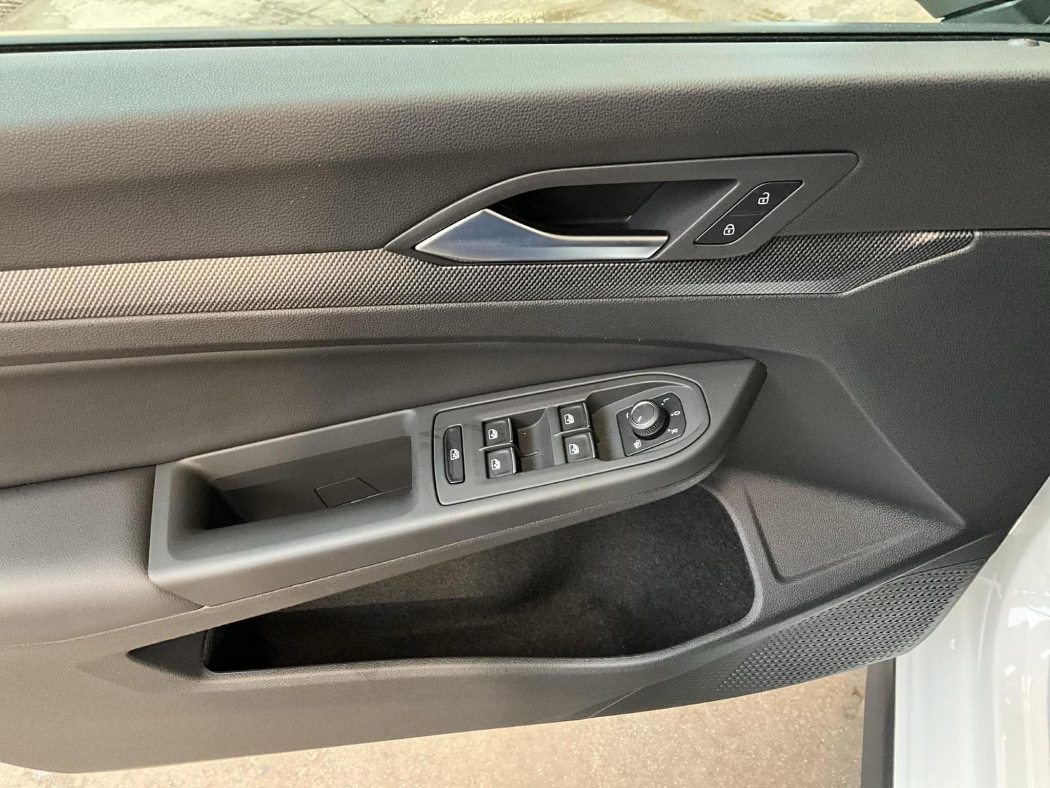 VW Golf GTI+DSG+LM19+Pano+MatrixLED (2024) - Photo 14