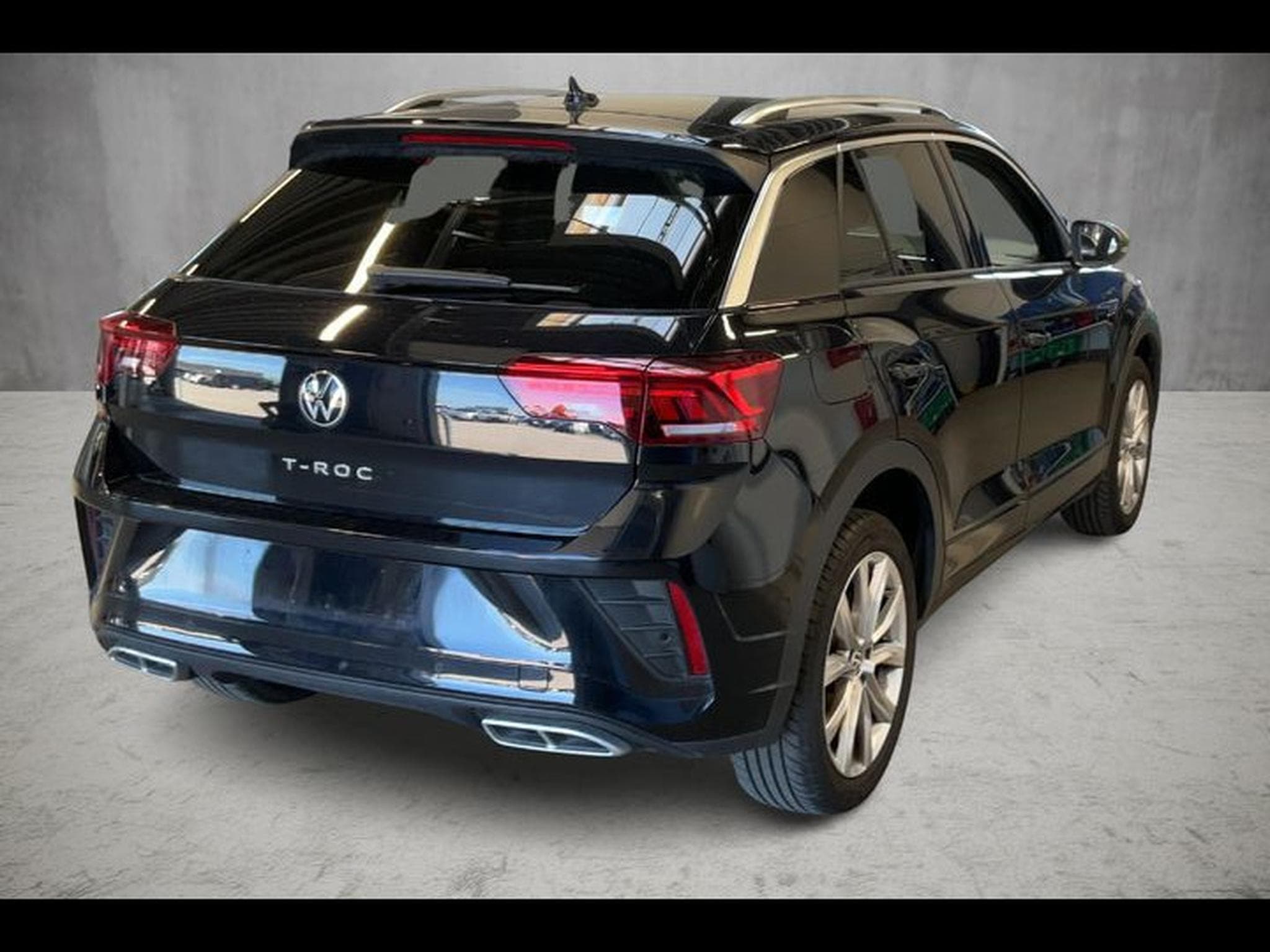 VW T-Roc R-Line Edition 1.5 TSI 150 CV DSG7 *ACC* CAM * HAYON * (2025) - Foto 4