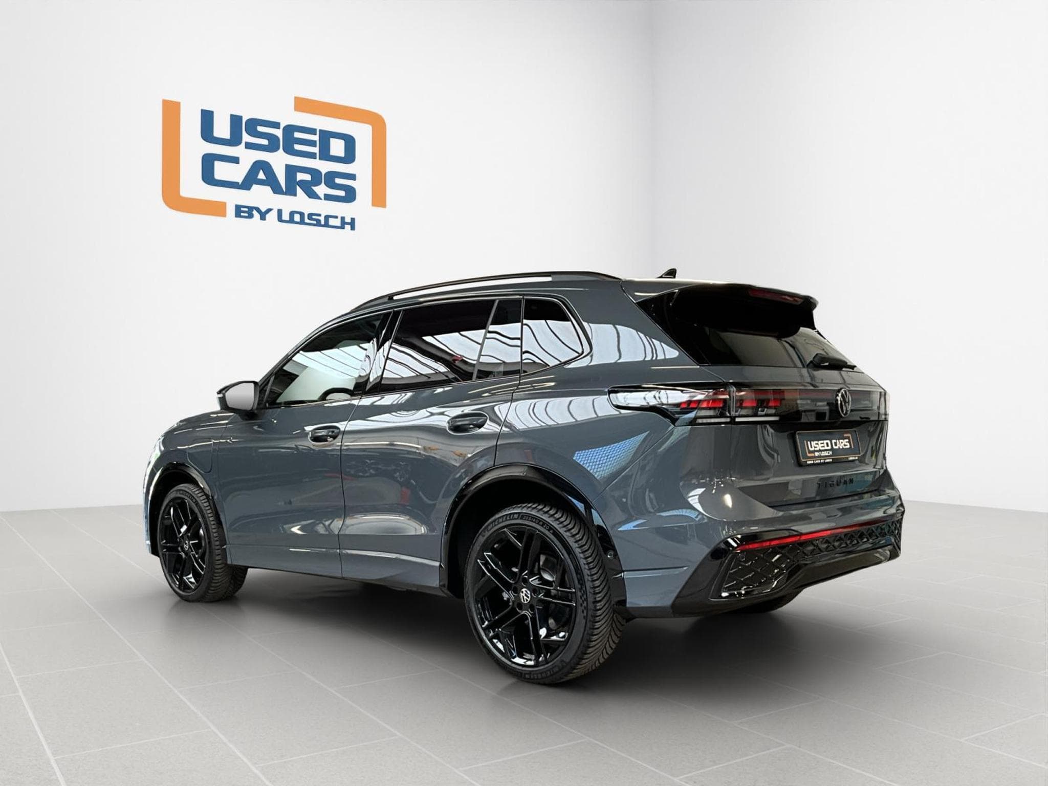 VW Tiguan R-Line+DSG+Harman+IQ-Drive+Black-Style+Pano (2025) - Photo 5