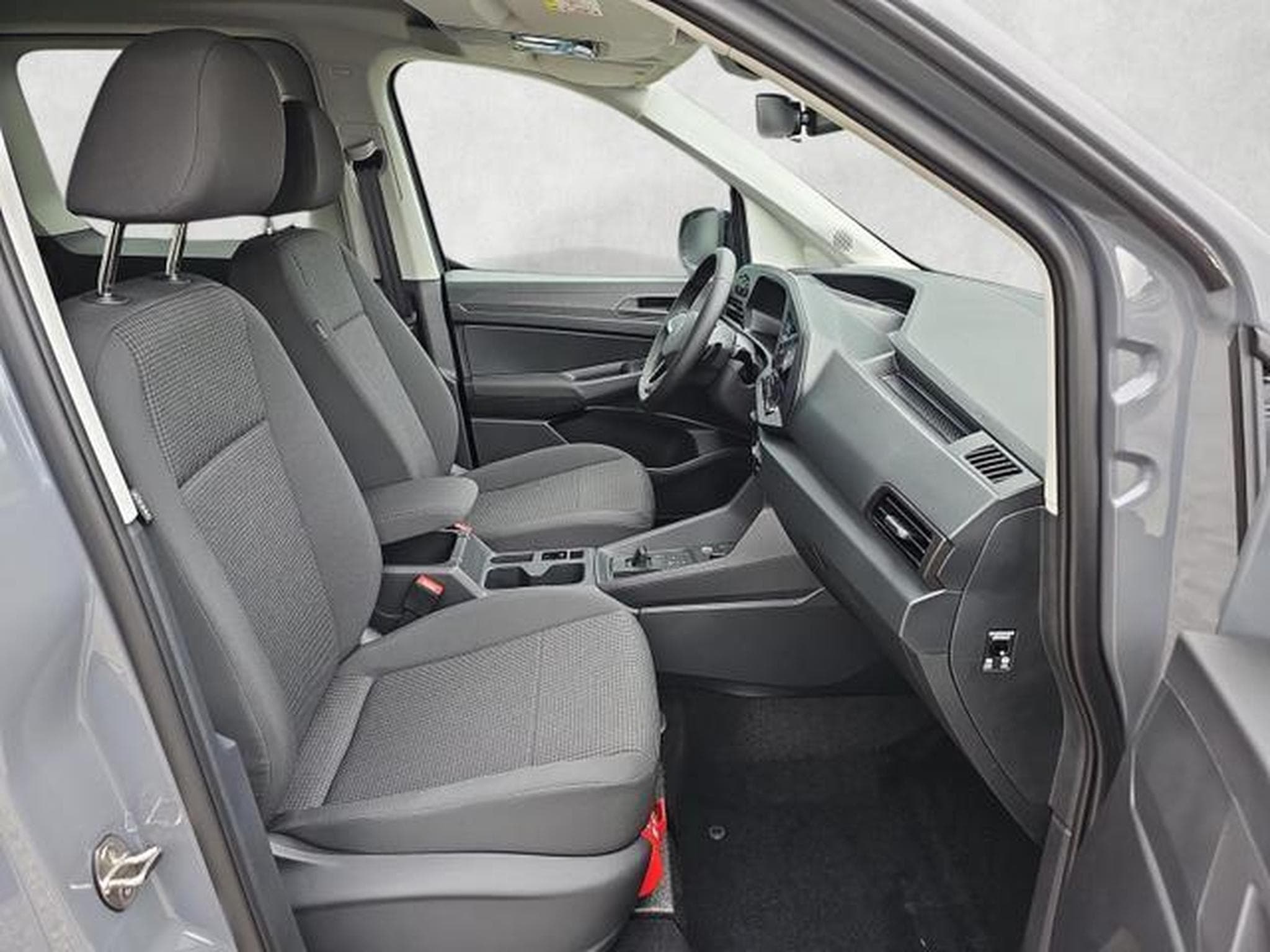 VW Caddy Basis (2026) - Foto 10