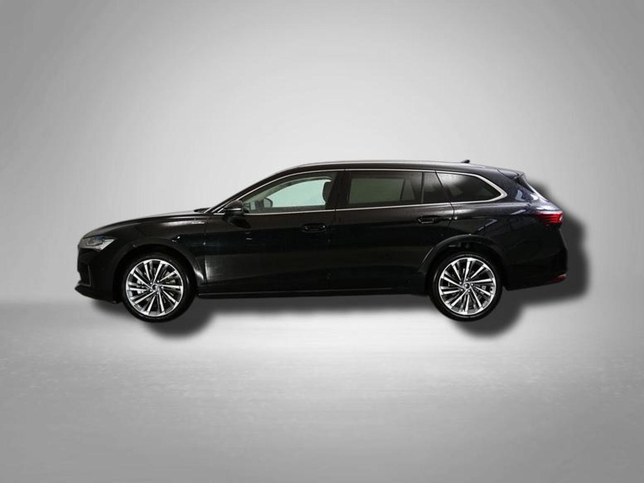 Skoda Superb L&K 2.0 TDI 7-Gang-DSG 4x4 (2026) - Photo 2