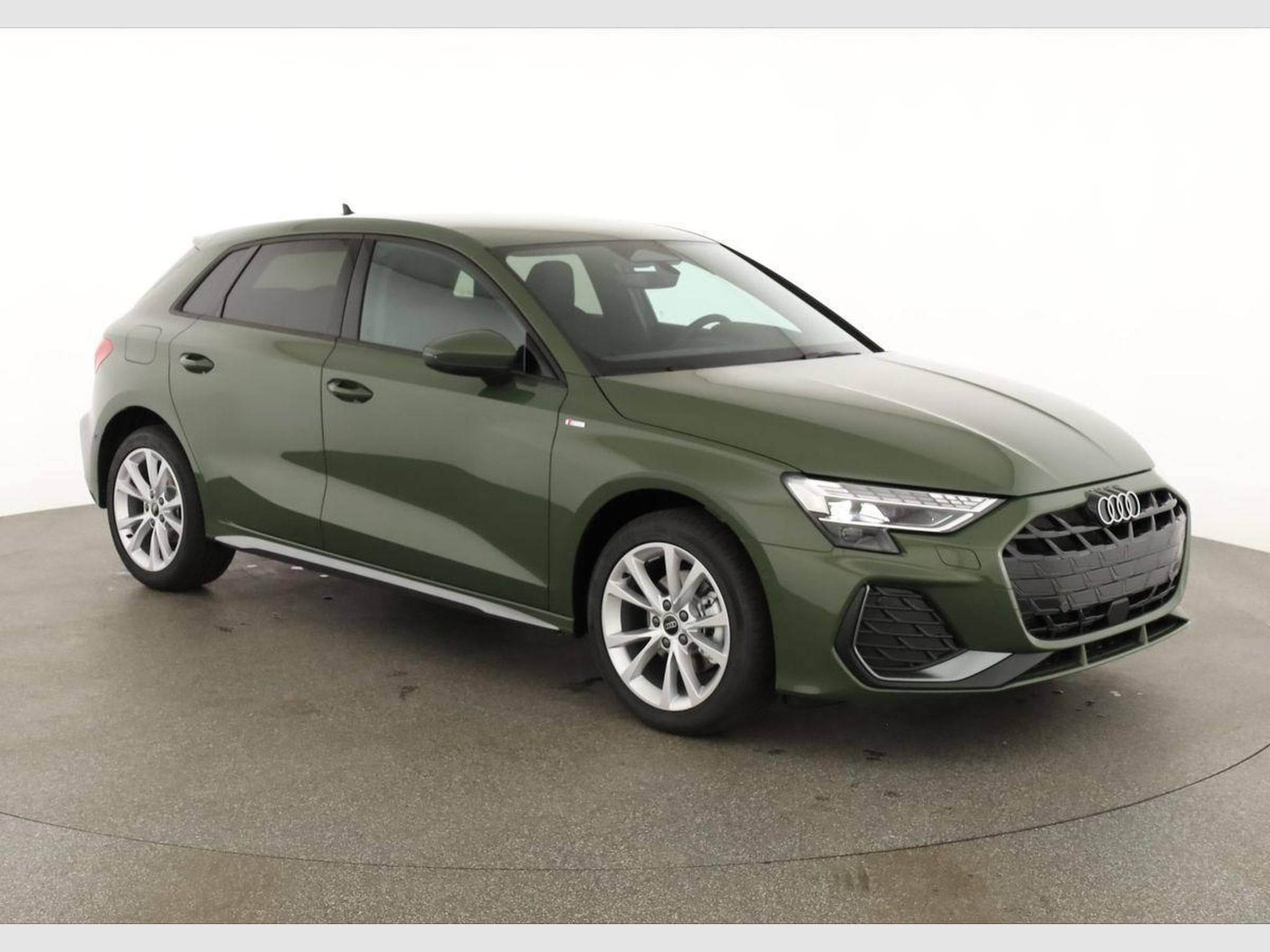 Audi A3 Sportback TFSI 110 kW S line (2026) - Photo 1