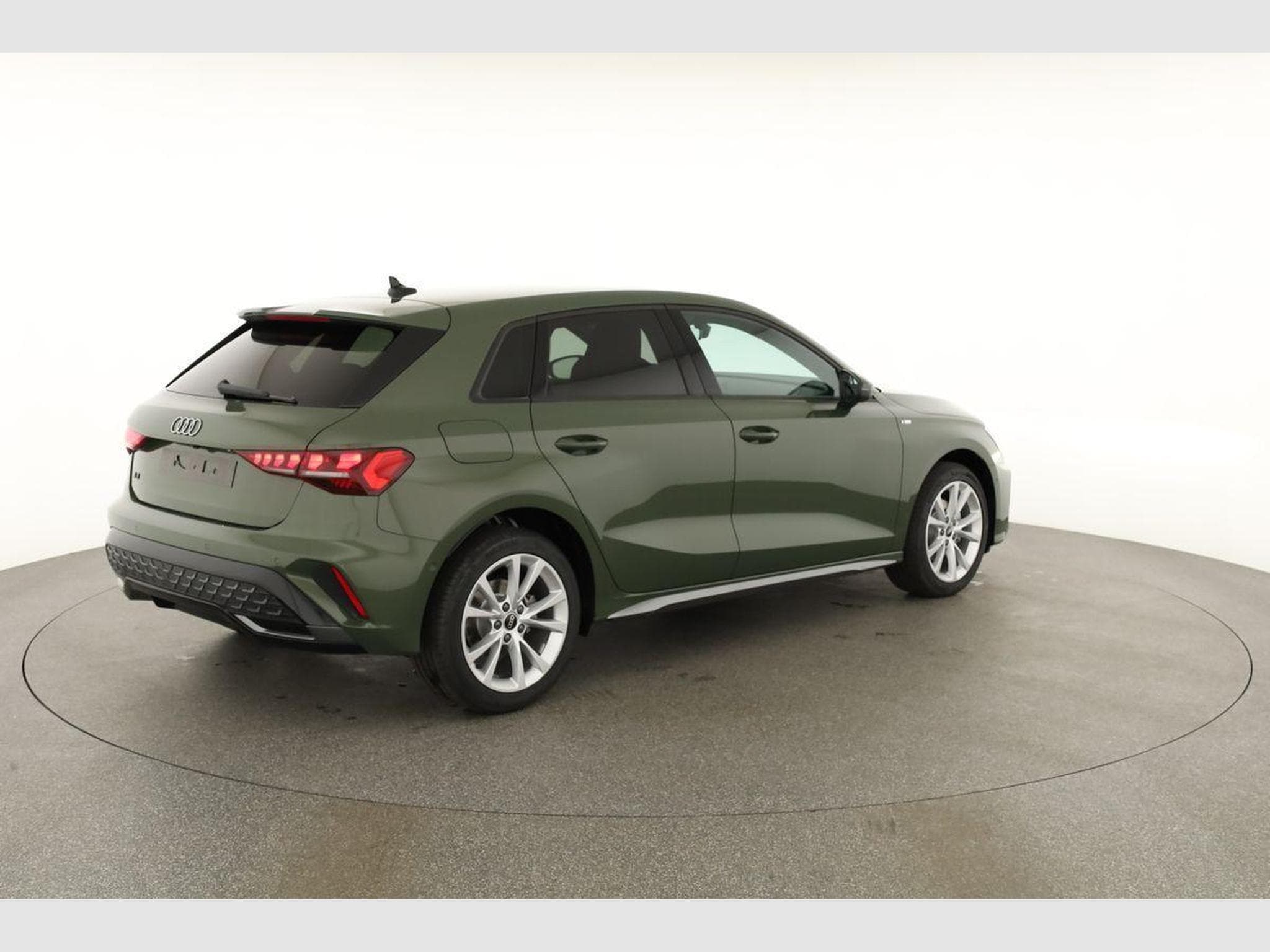 Audi A3 Sportback TFSI 110 kW S line (2026) - Photo 19