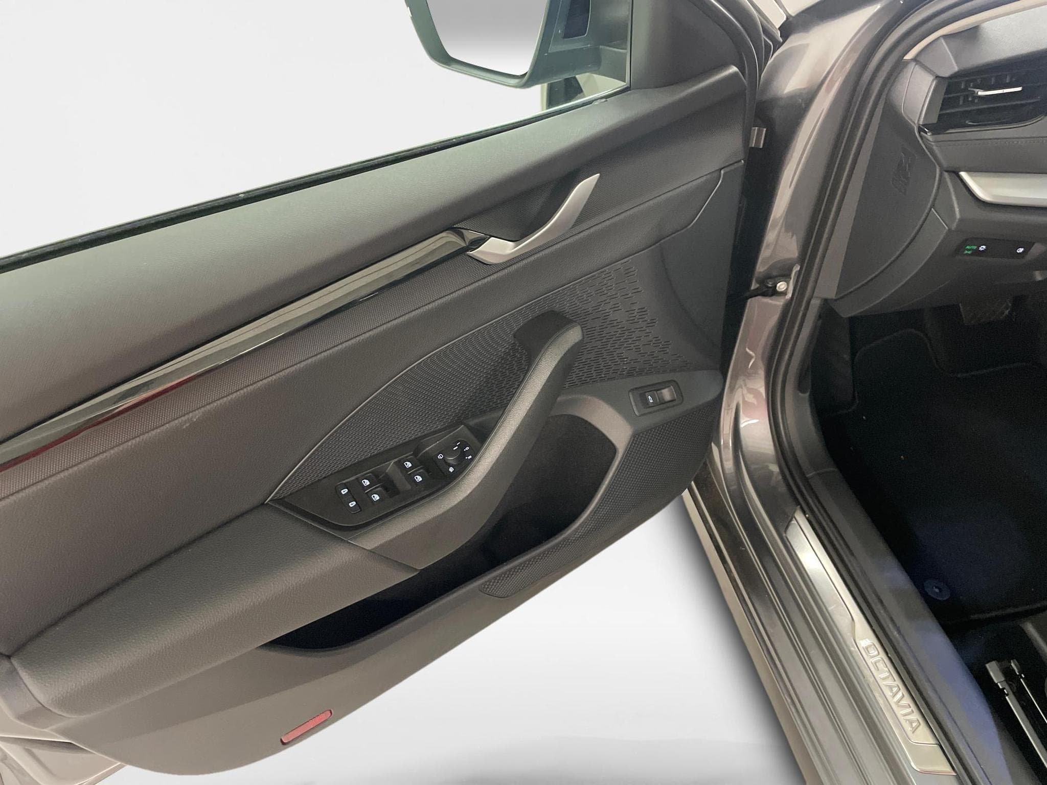 Skoda Octavia Selection (2026) - Foto 18