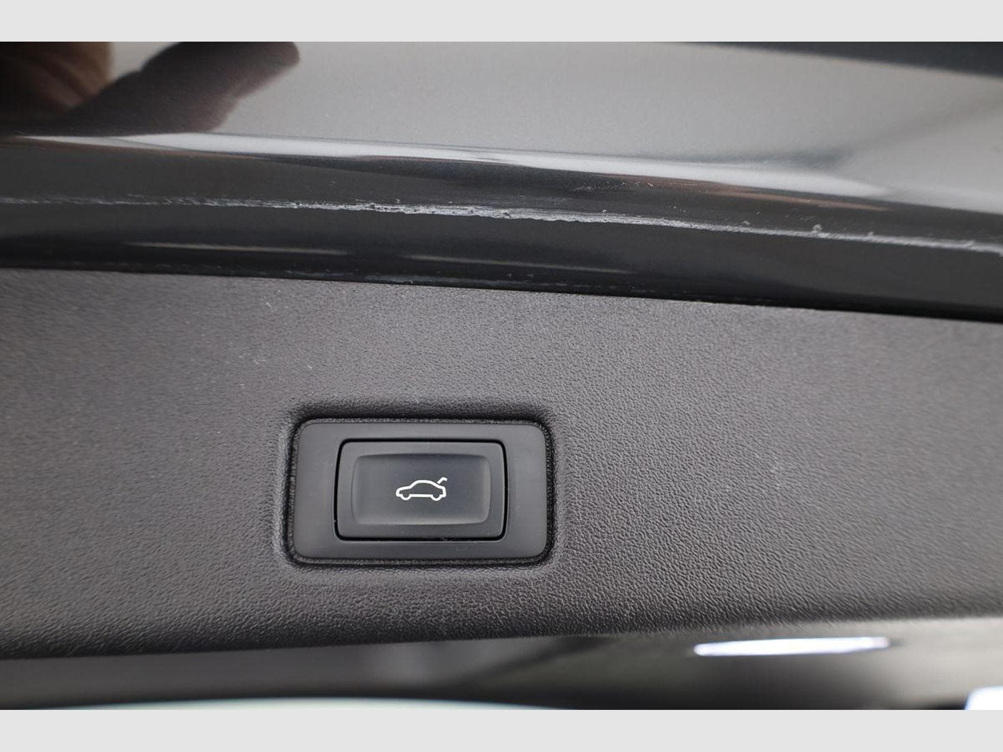 Audi Q5 2.0 TDI 150 kW quattro (2025) - Photo 14