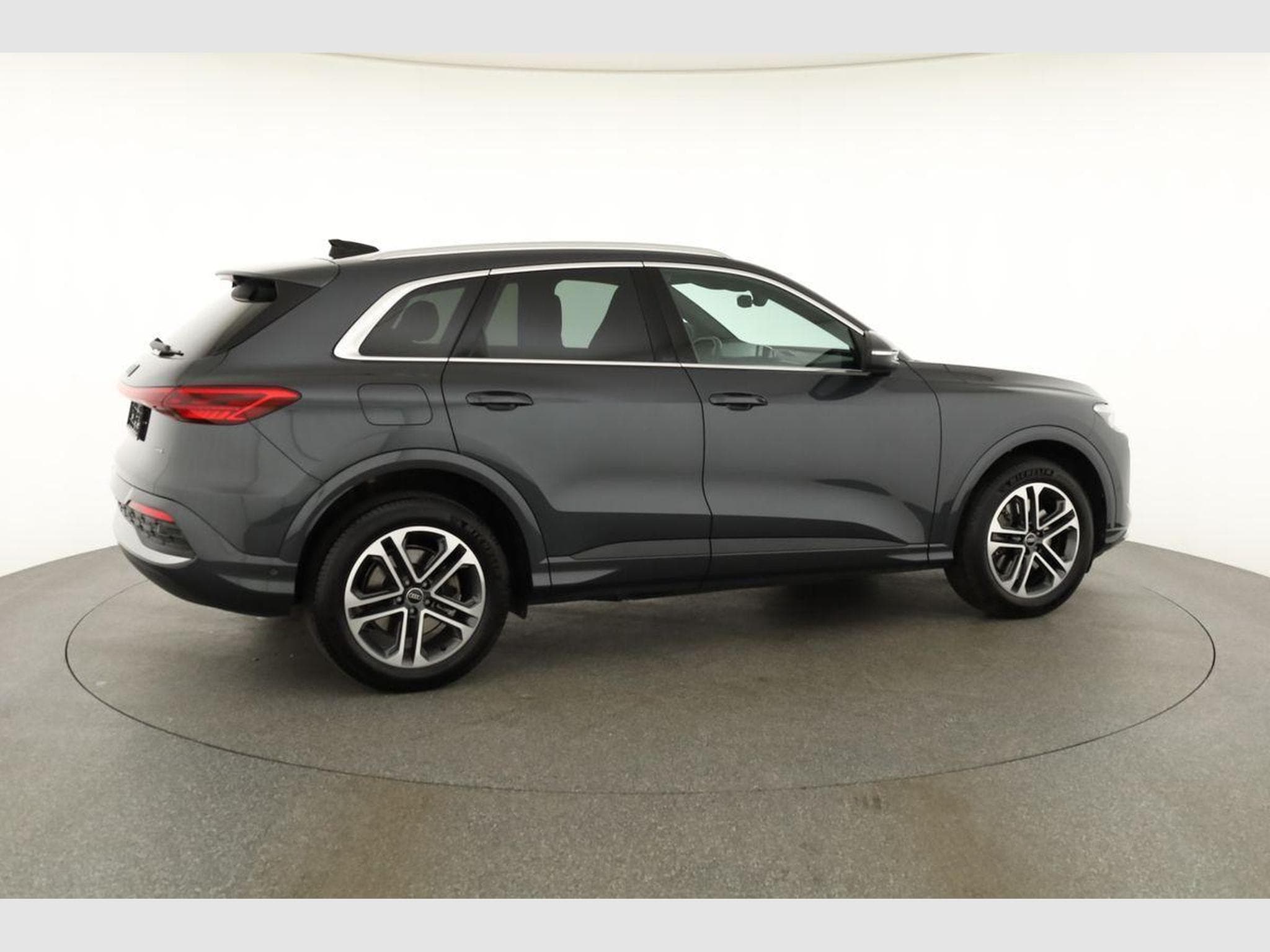 Audi Q5 2.0 TDI 150 kW quattro (2025) - Photo 20