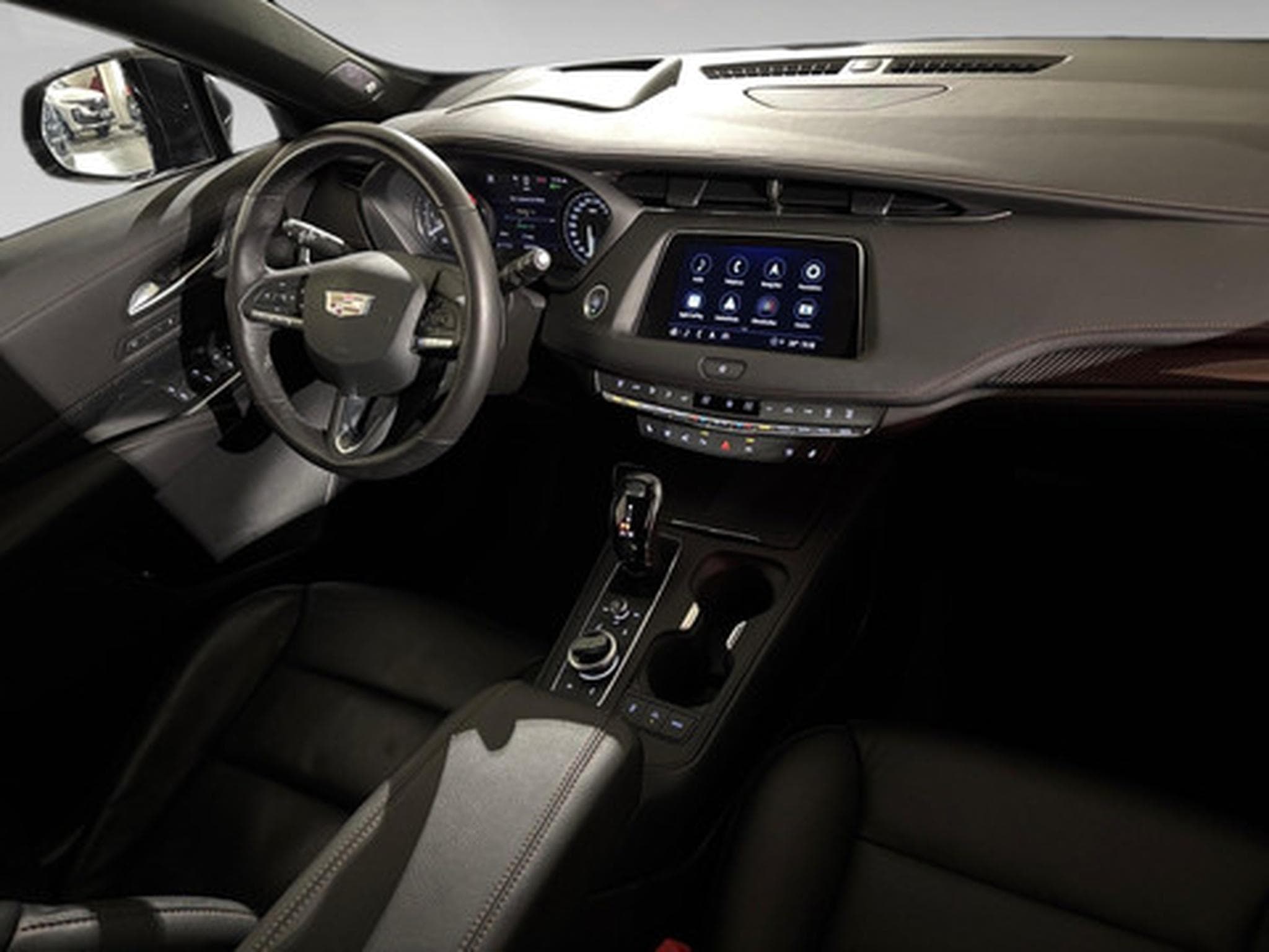Cadillac XT4 2.0 SPORT 4WD (2024) - Photo 6
