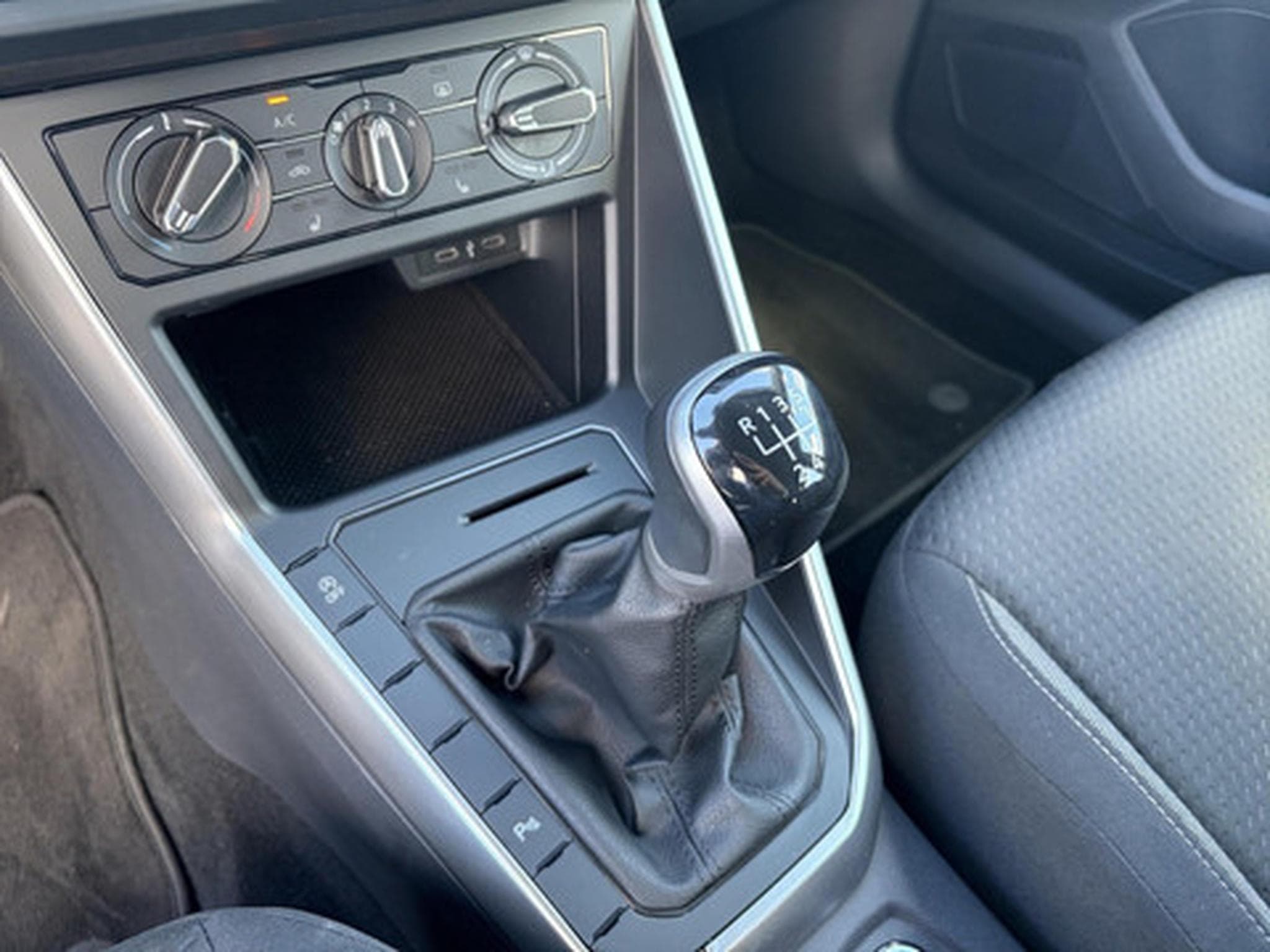 VW Polo 1.0 TSI 70kW Life (2022) - Photo 12