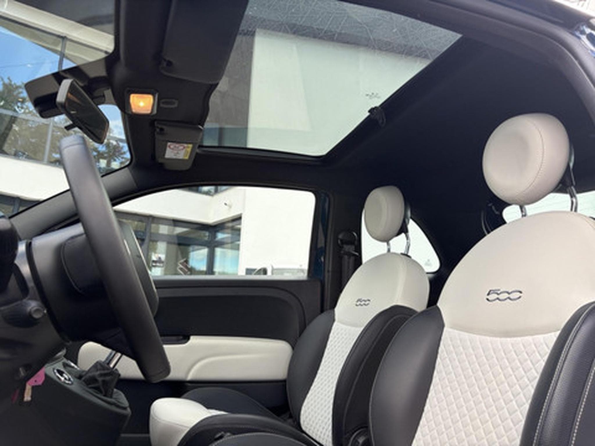 Fiat 500 1.0 Hybrid 70 Dolce Vita (2021) - Photo 6