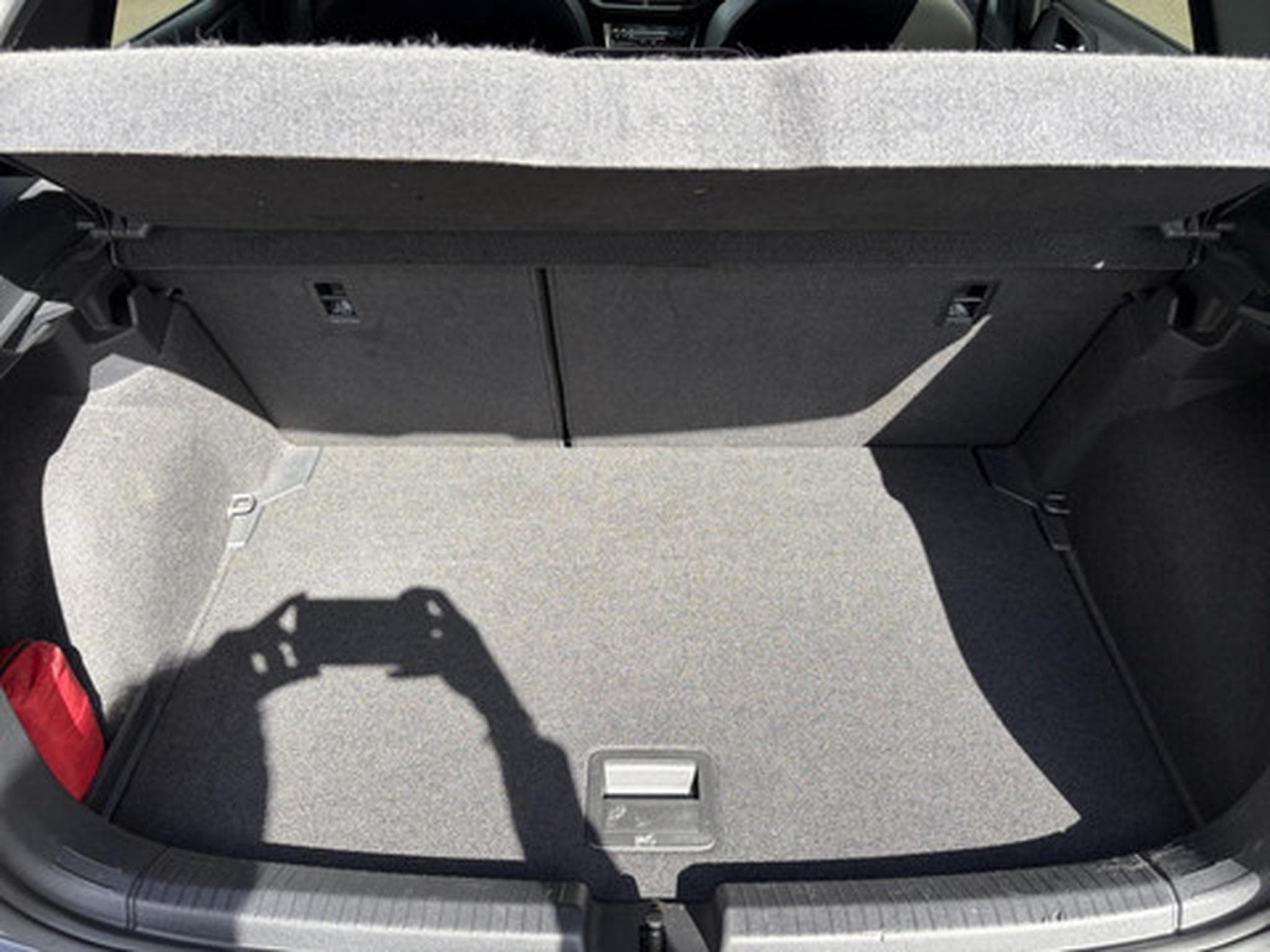 VW Polo 2.0 TSI 152kW GTI DSG7 (2023) - Photo 17
