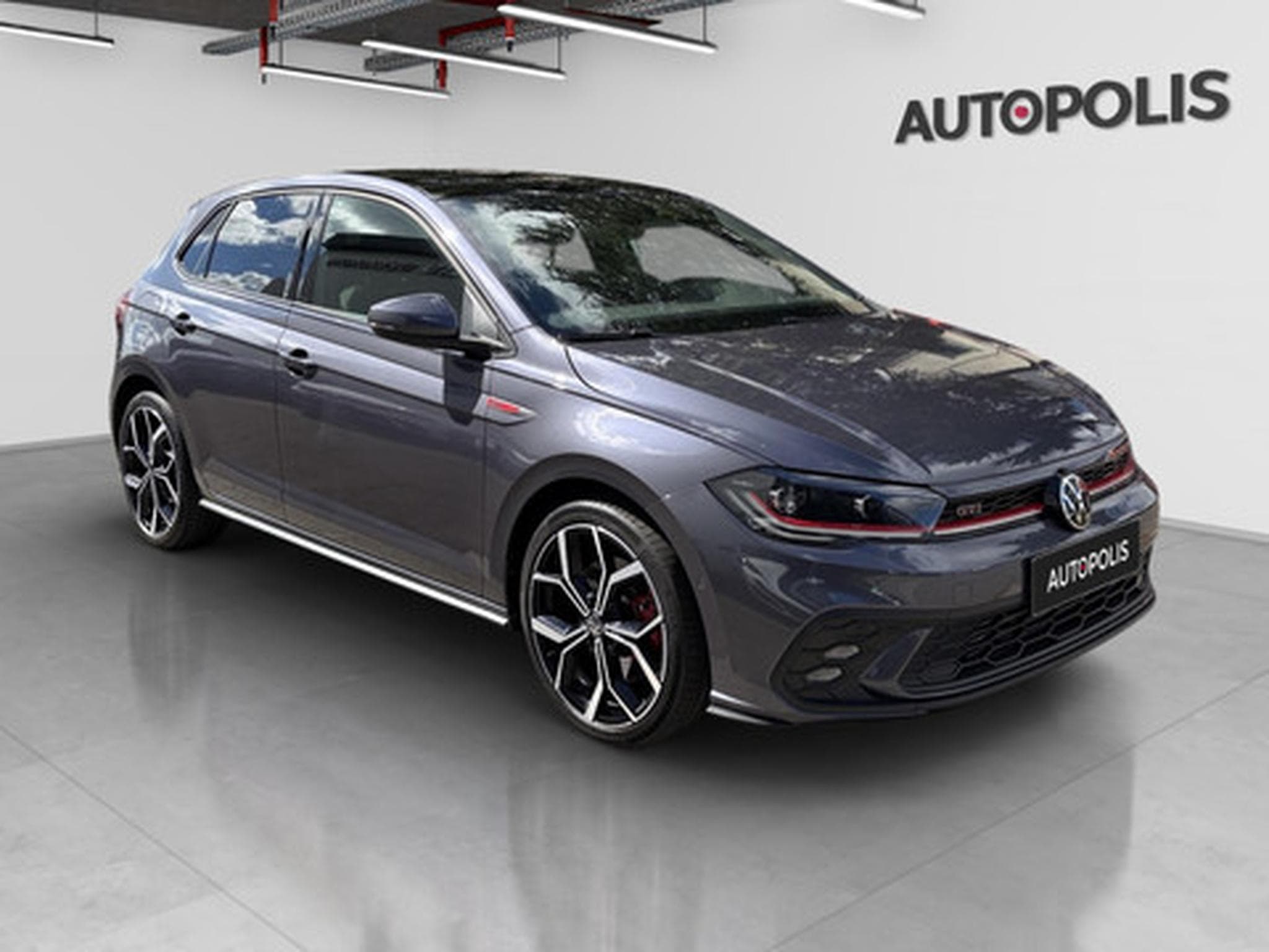 VW Polo 2.0 TSI 152kW GTI DSG7 (2023) - Photo 14