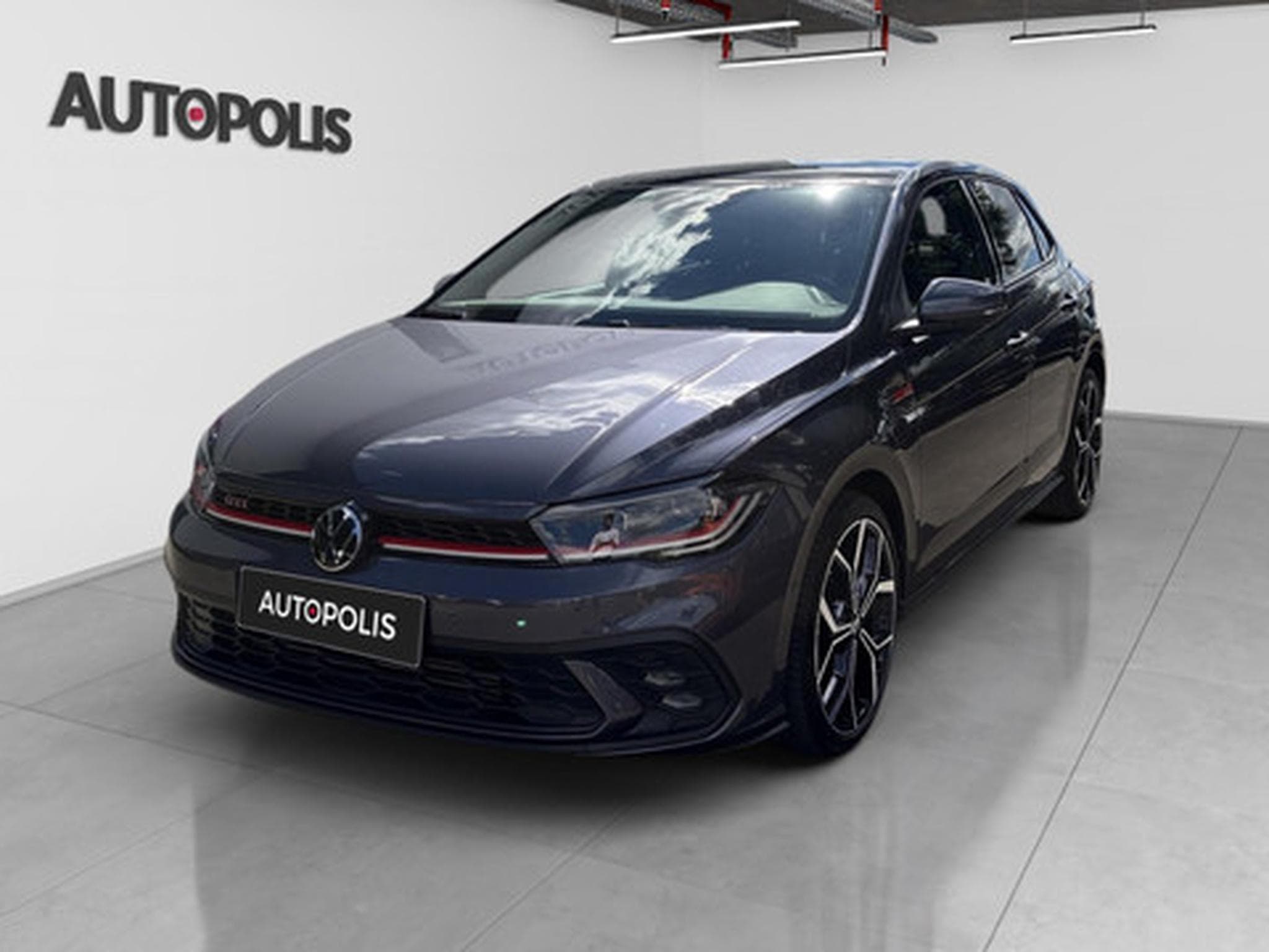 VW Polo 2.0 TSI 152kW GTI DSG7 (2023) - Photo 20