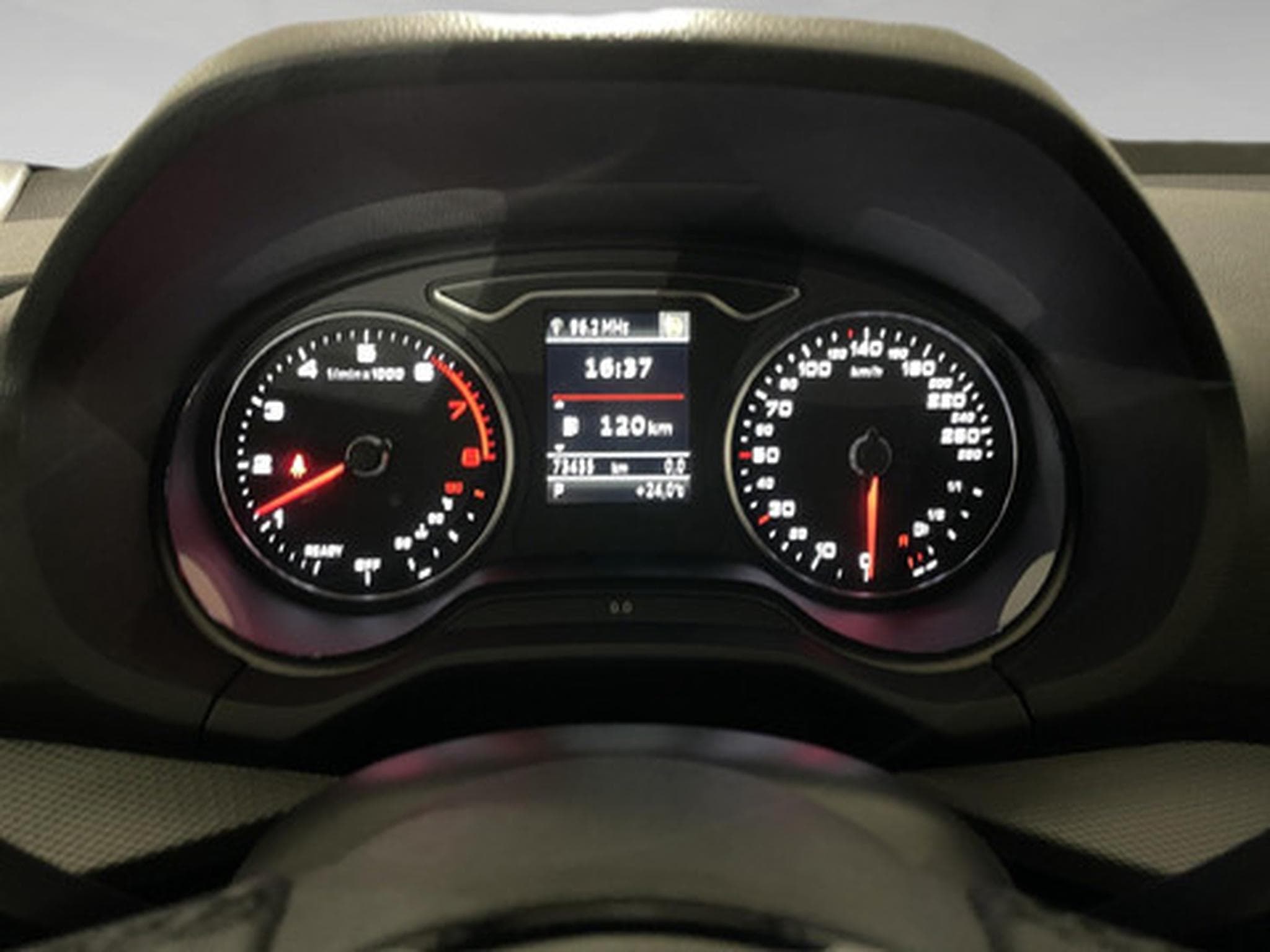 Audi Q2 1.5 35 TFSI 110kW S tronic Adv. B. Ed. (2021) - Photo 2