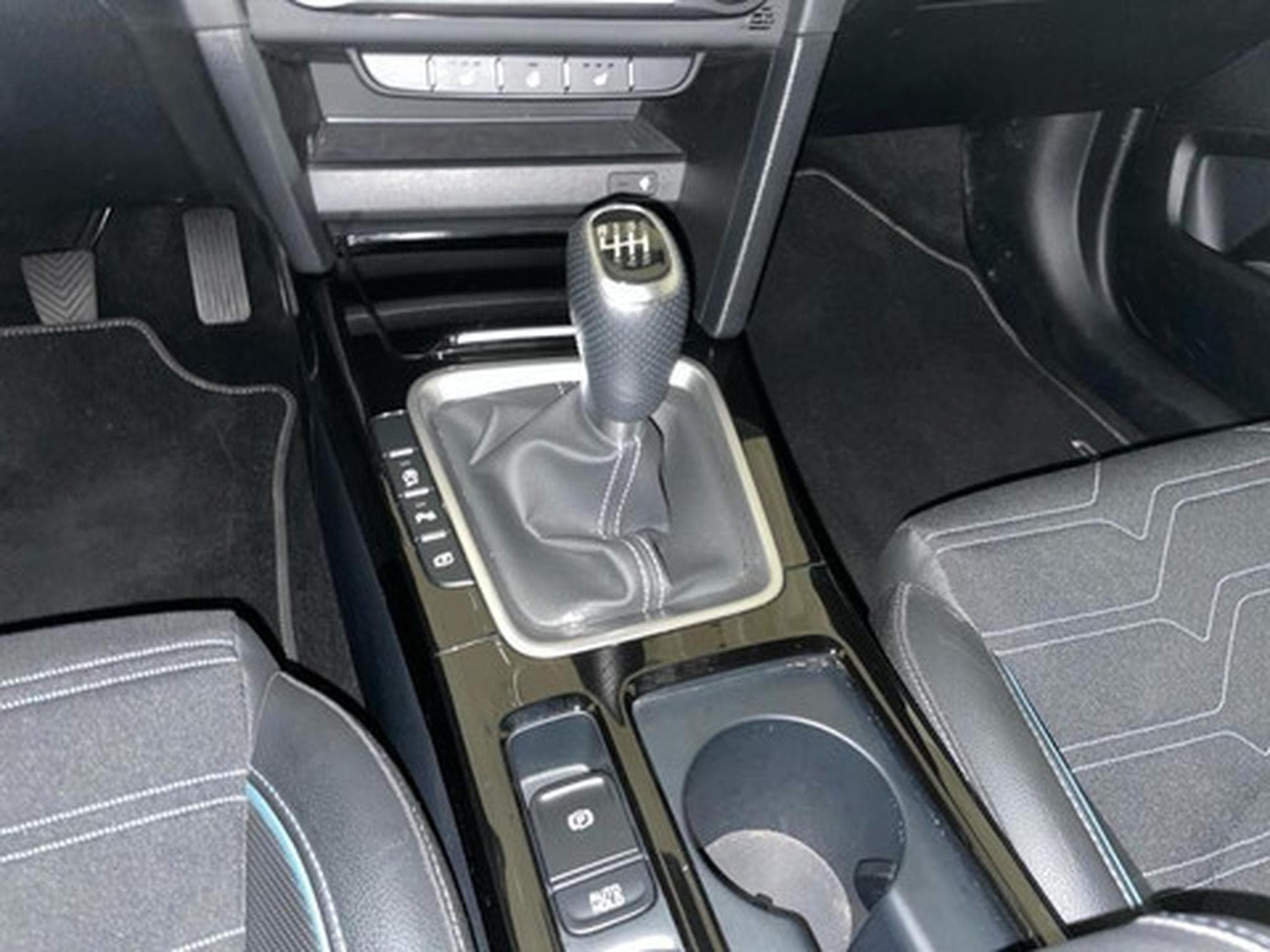 Kia Ceed Sw Sportswagon Style Edition 1.0 T-GDi 100 ISG (2024) - Photo 10