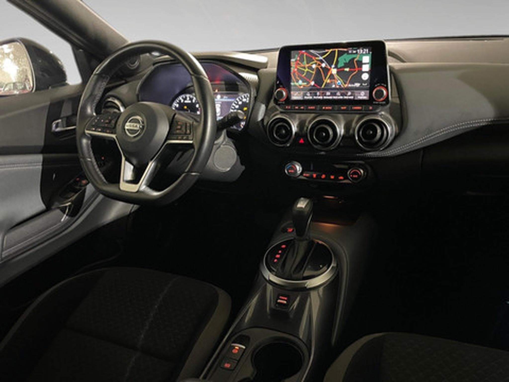 Nissan Juke 1.0 DIG-T 117 DCT N-CONNECTA (2020) - Photo 7