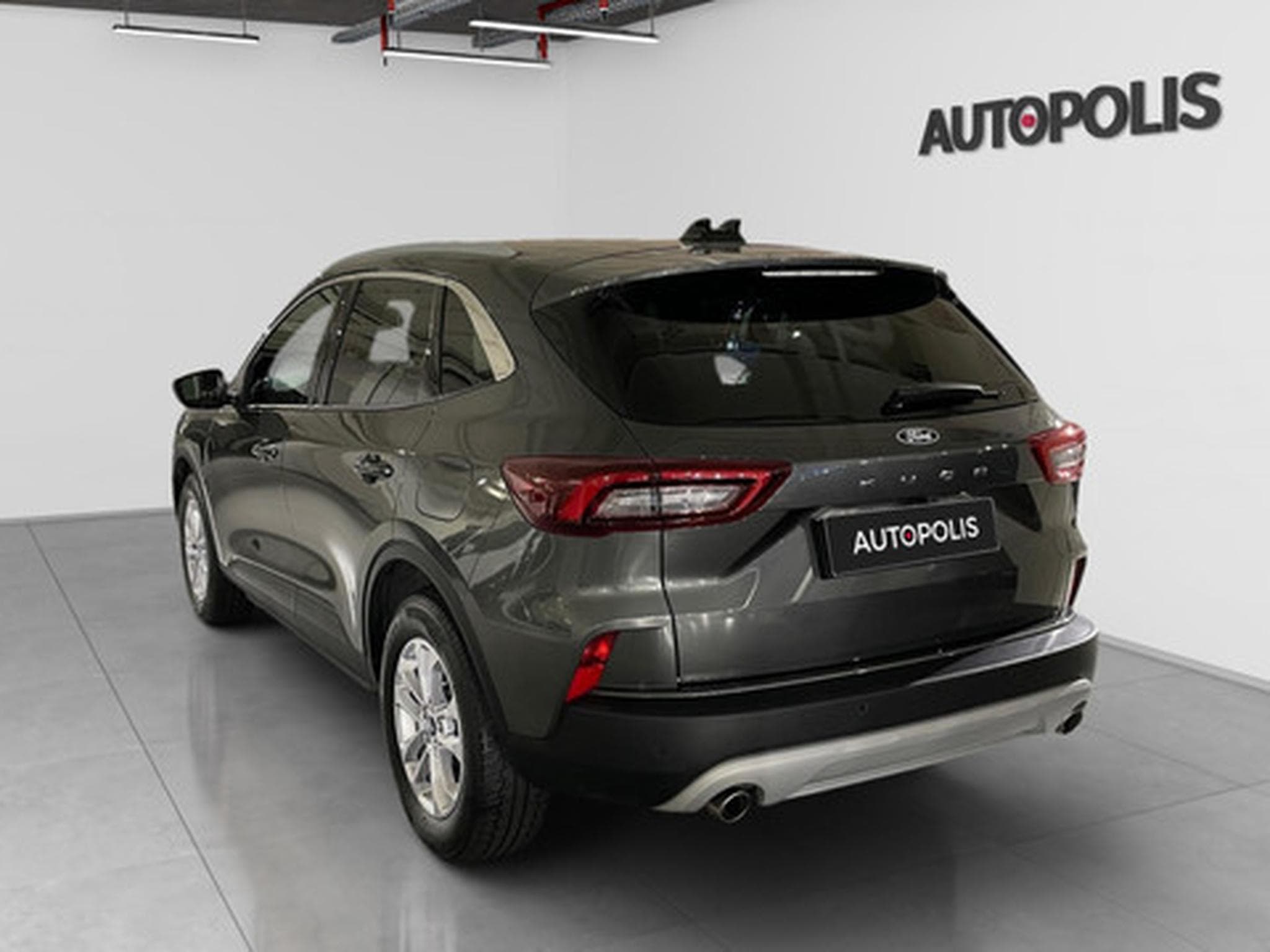 Ford Kuga 1.5i EcoBoost 137kW Aut. Titanium (2025) - Photo 18