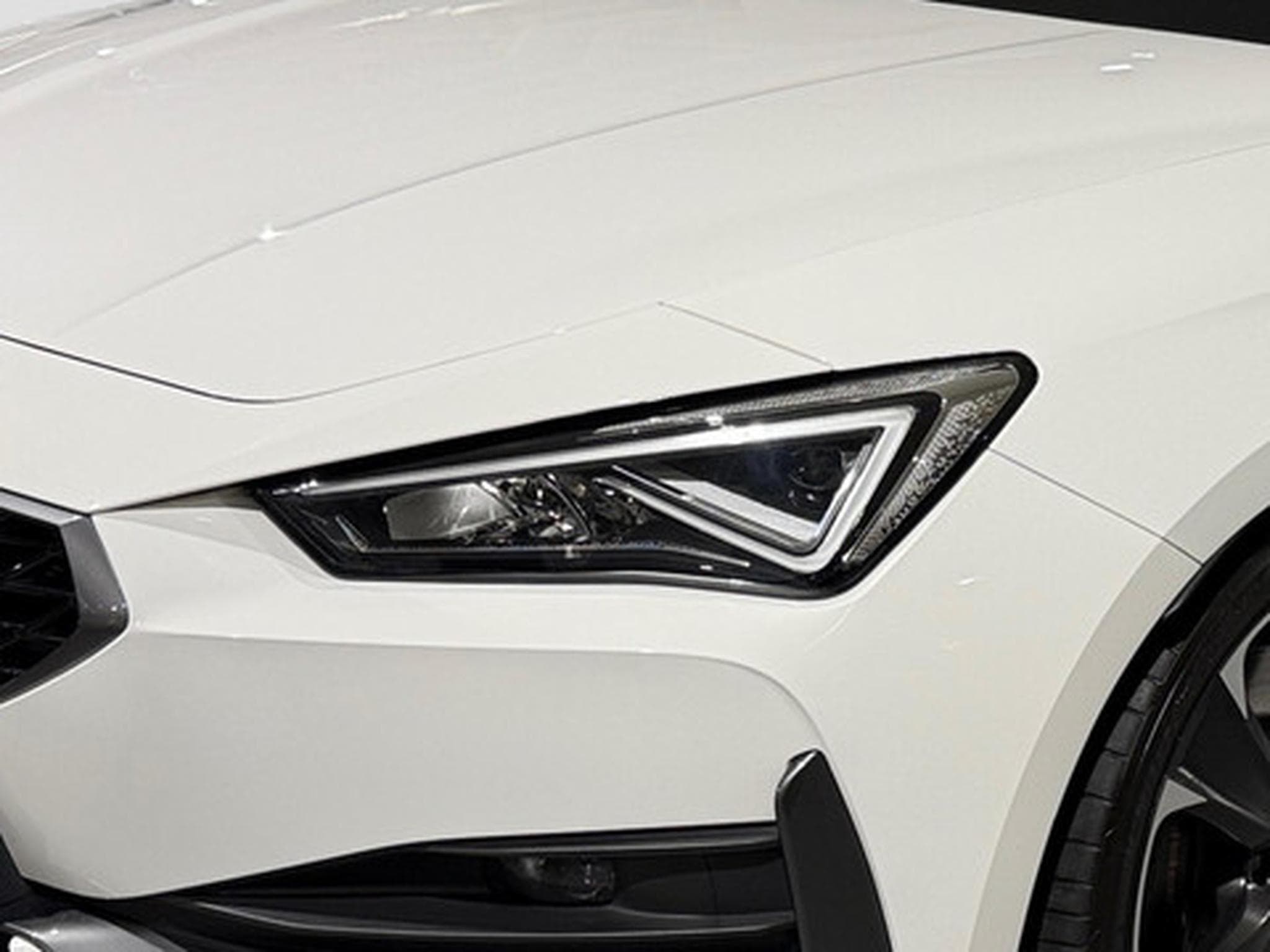 Cupra Leon 2.0 TSI EVO 221kW VZ DSG (2023) - Photo 21