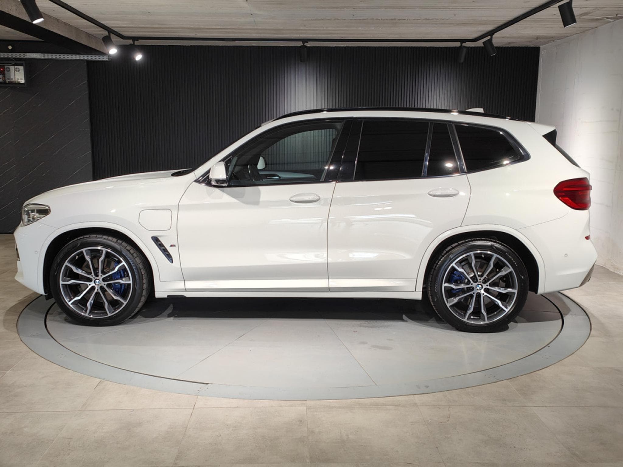 BMW X3 X3 XDRIVE30e PACK M CARPLAY CAMERA 360 CUIR (2021) - Photo 5