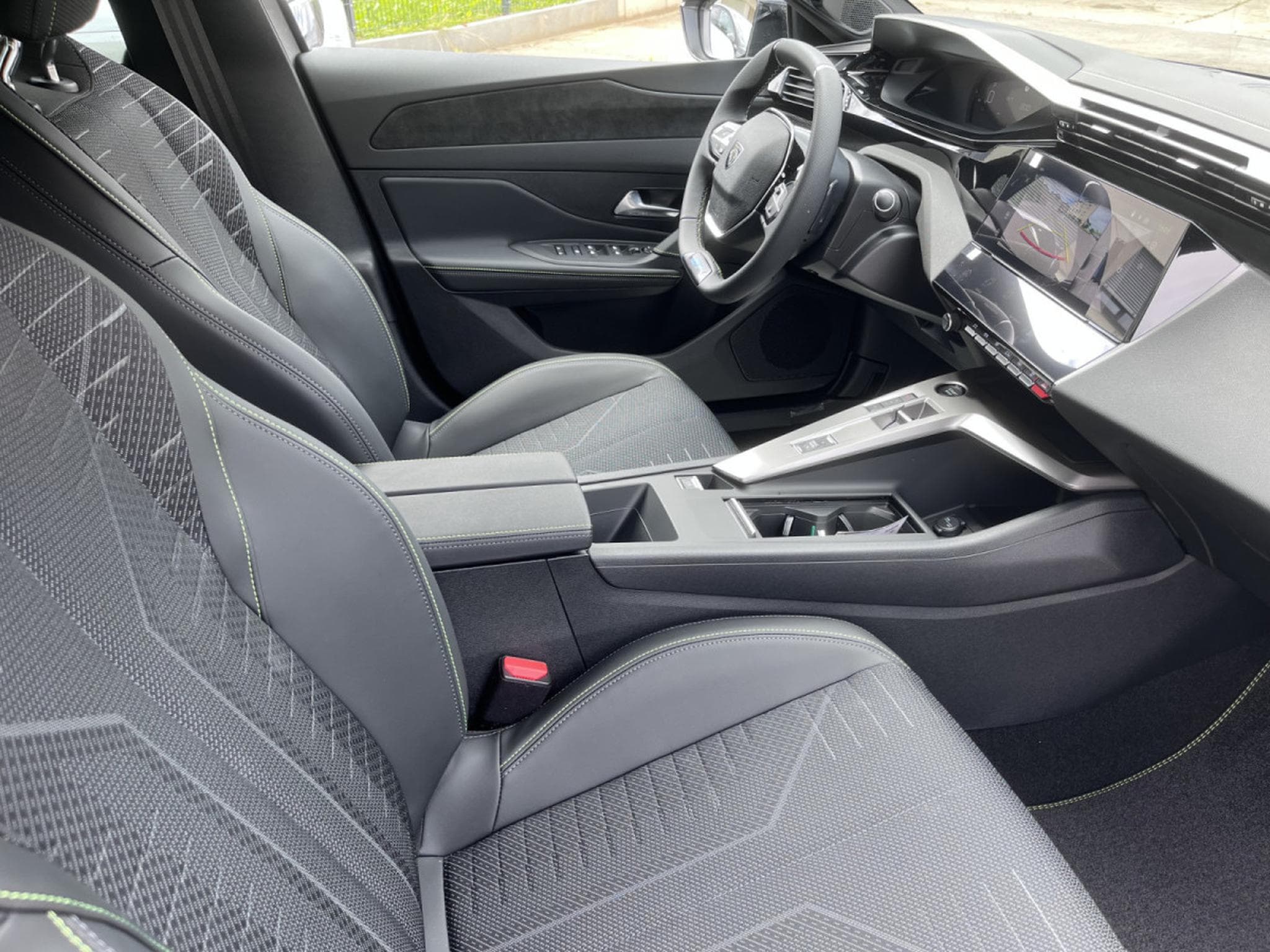 Peugeot 308 1.5 BlueHDi S&S 130 Cv EAT8 - GT - Camera 360 - ACC (2026) - Photo 11