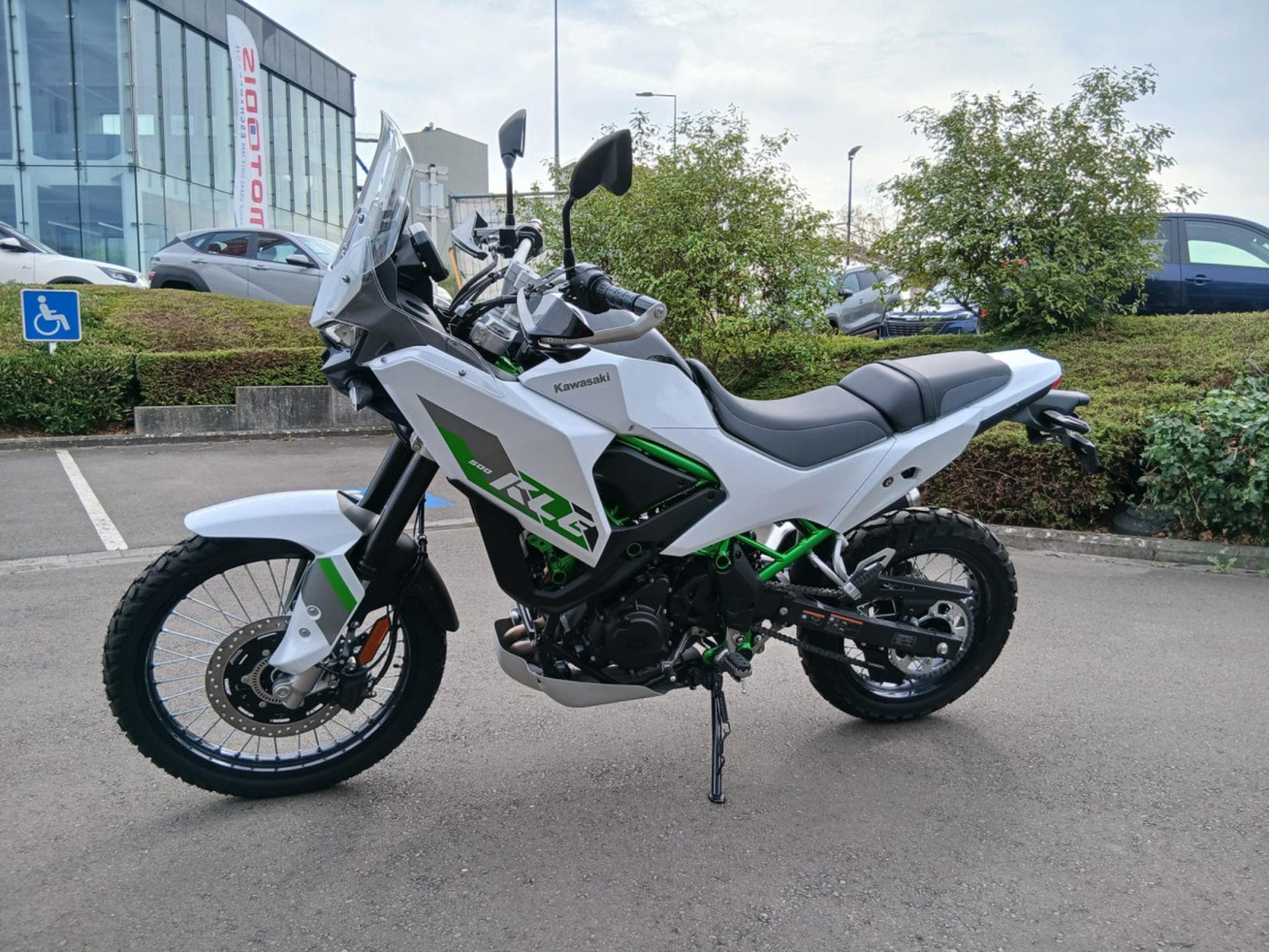 Kawasaki KLE 500 SE (2026) - Photo 3