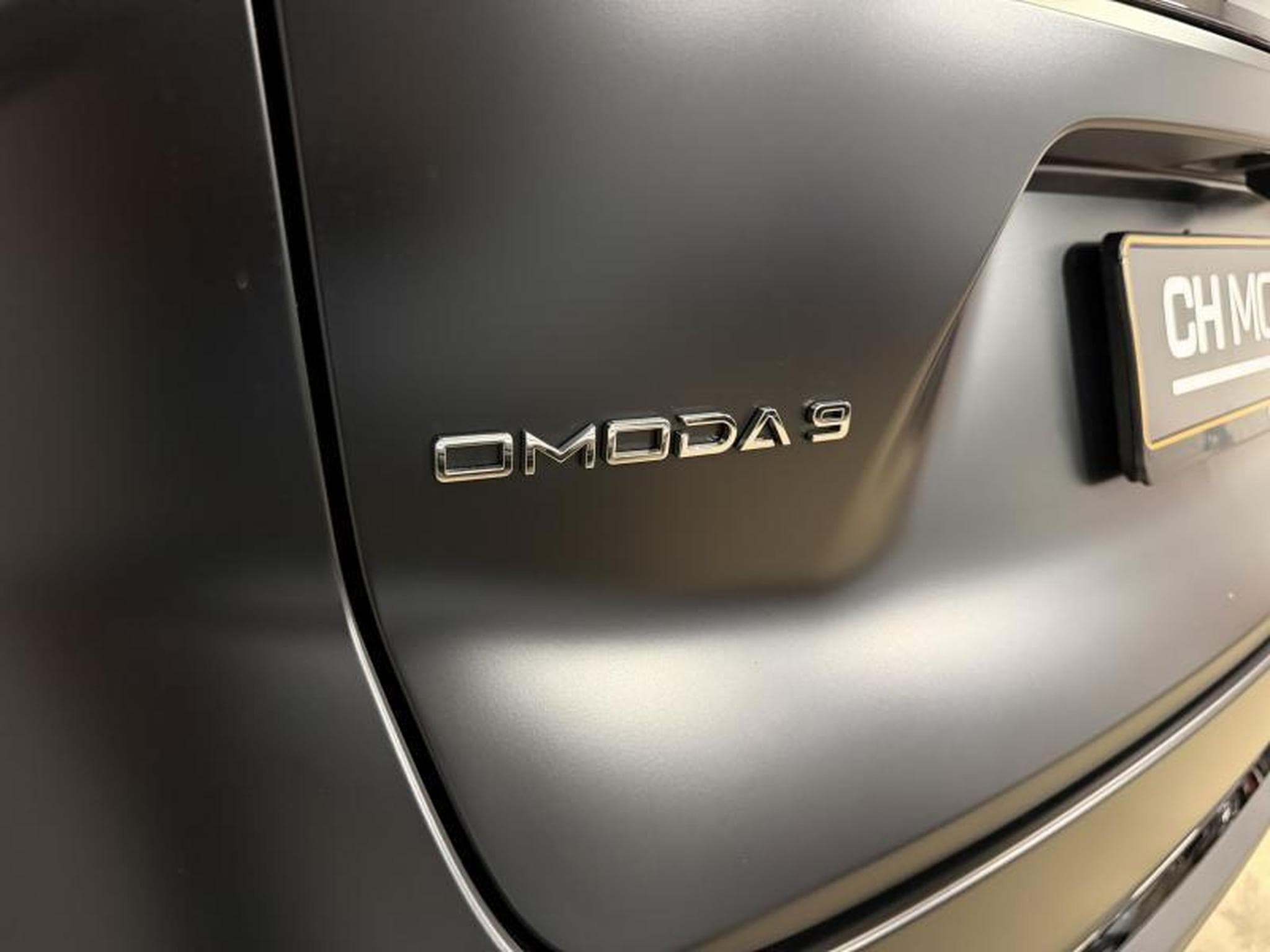 OMODA 9 SHS AWD PHEV Premium BlacK Edition (2026) - Photo 9