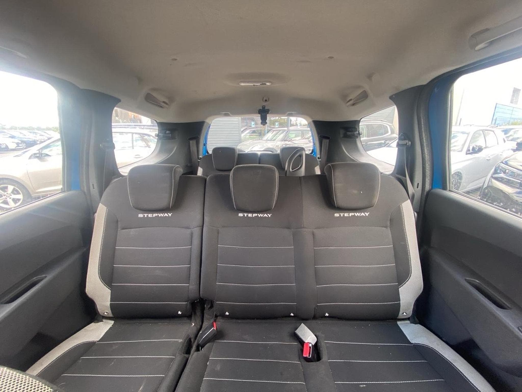 Dacia LODGY 1.5 BLUE DCI 115 STEPWAY 7PL (2019) - Photo 15