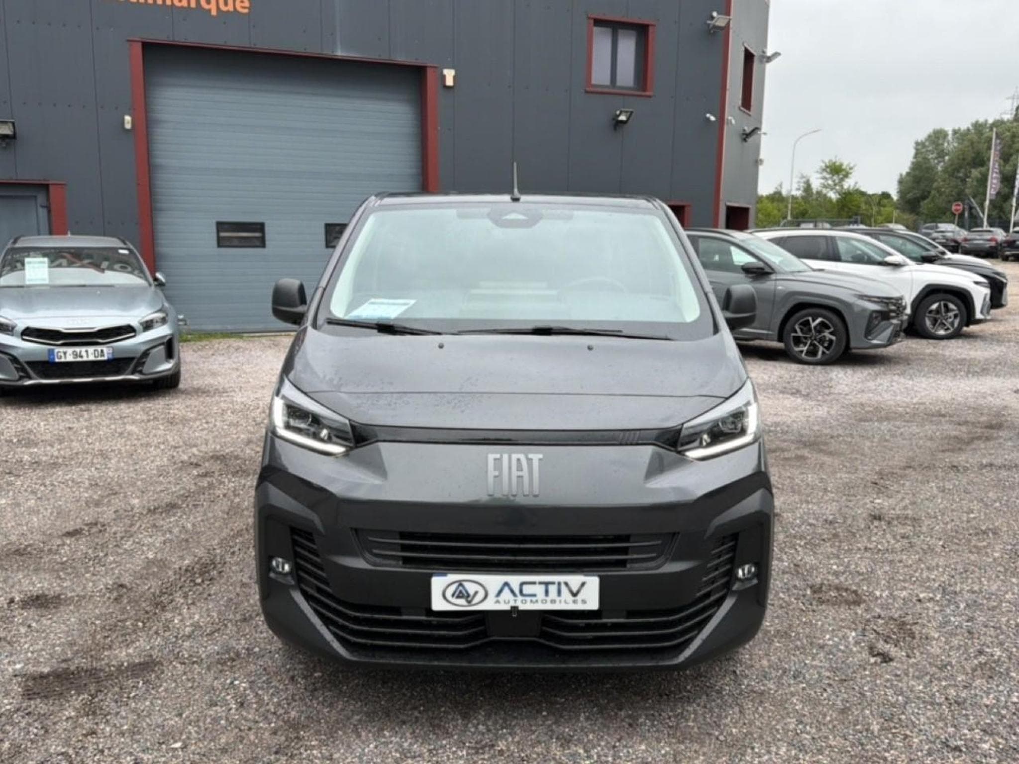Fiat Scudo XL 2.2 180 PACK EAT8 9PL (2026) - Photo 2