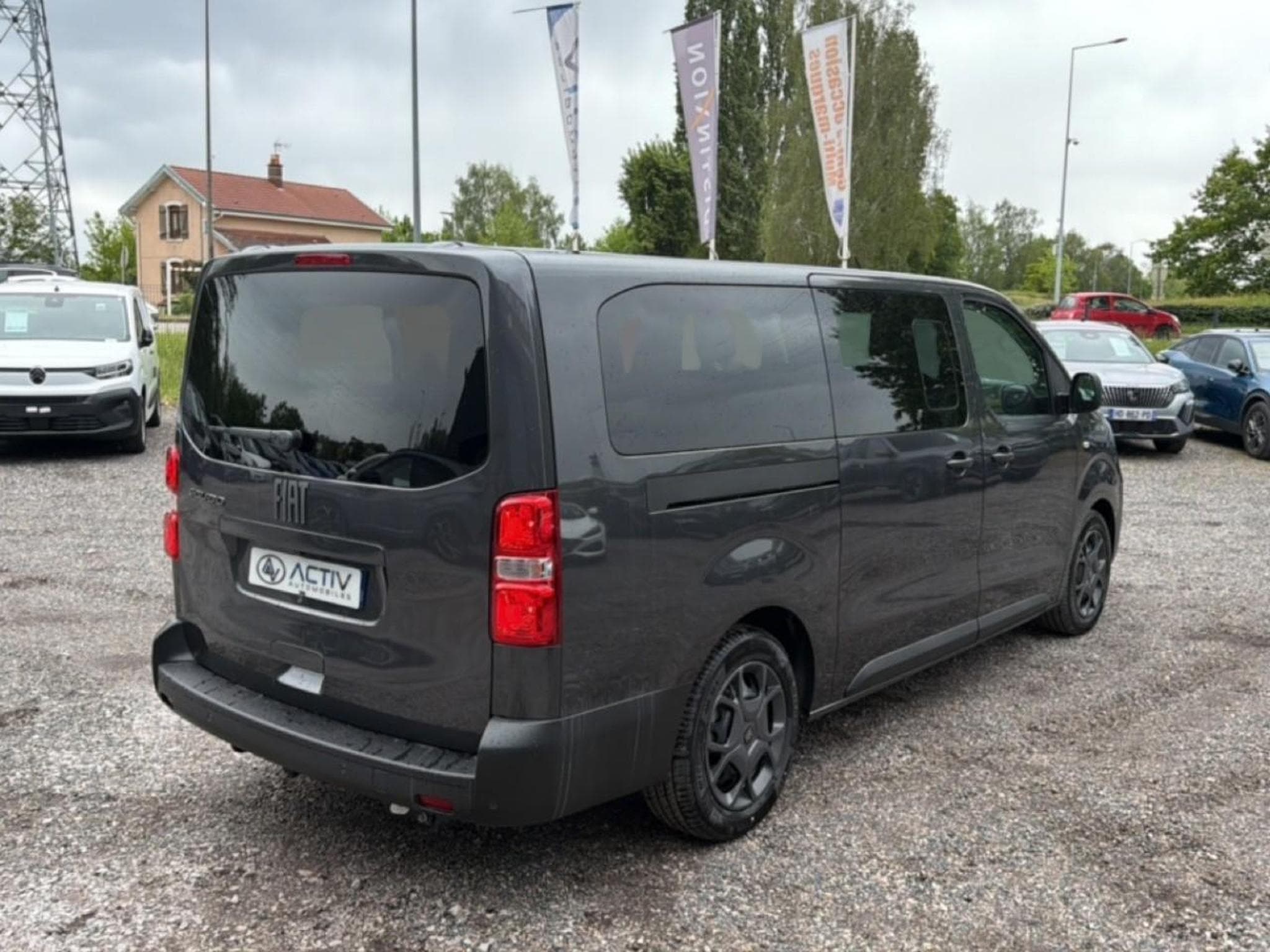 Fiat Scudo XL 2.2 180 PACK EAT8 9PL (2026) - Photo 5