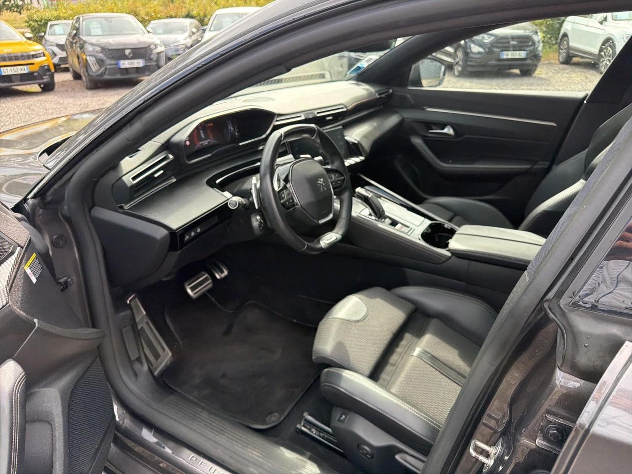 Peugeot 508 BLUEHDI 130 GT EAT8 (2021) - Photo 11