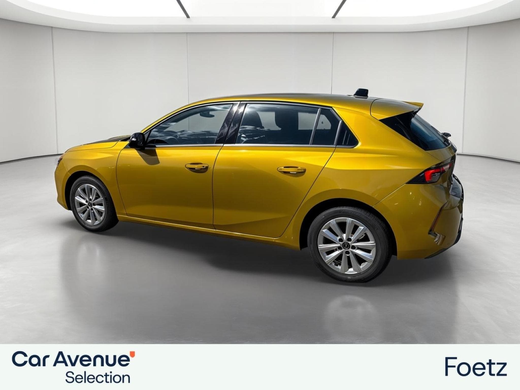 OPEL Astra 1.5 D 130ch Edition BVA8 (2023) - Photo 2