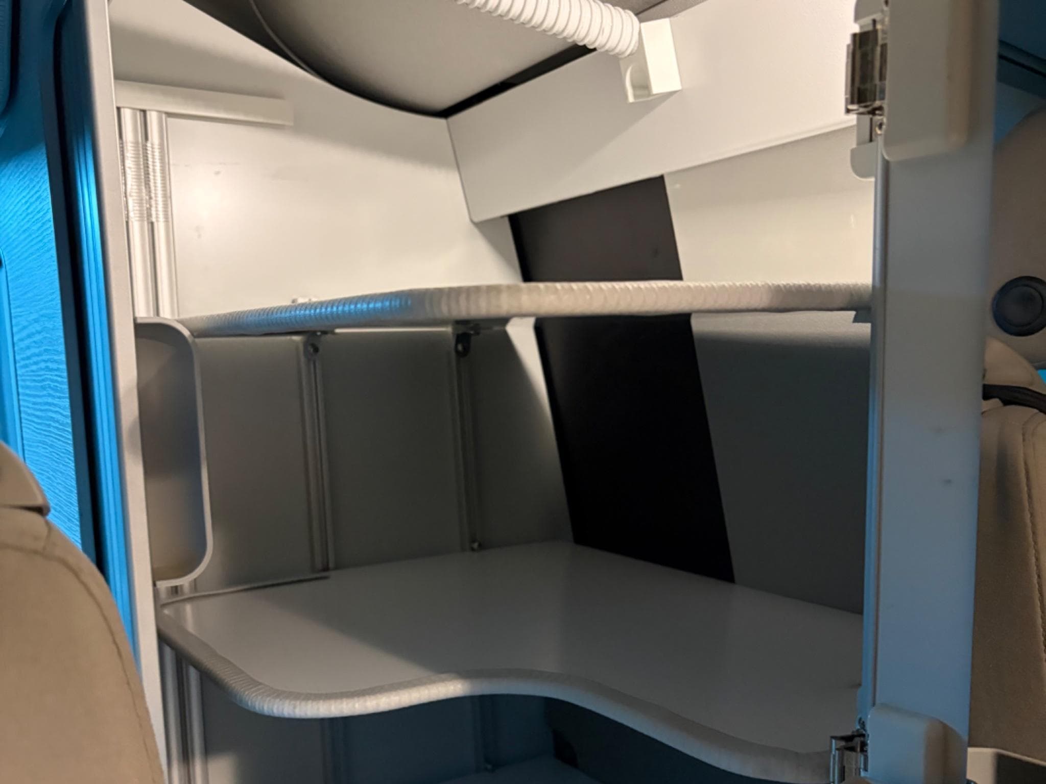 VW T6.1 Cailfornia Ocean (2019) - Foto 10