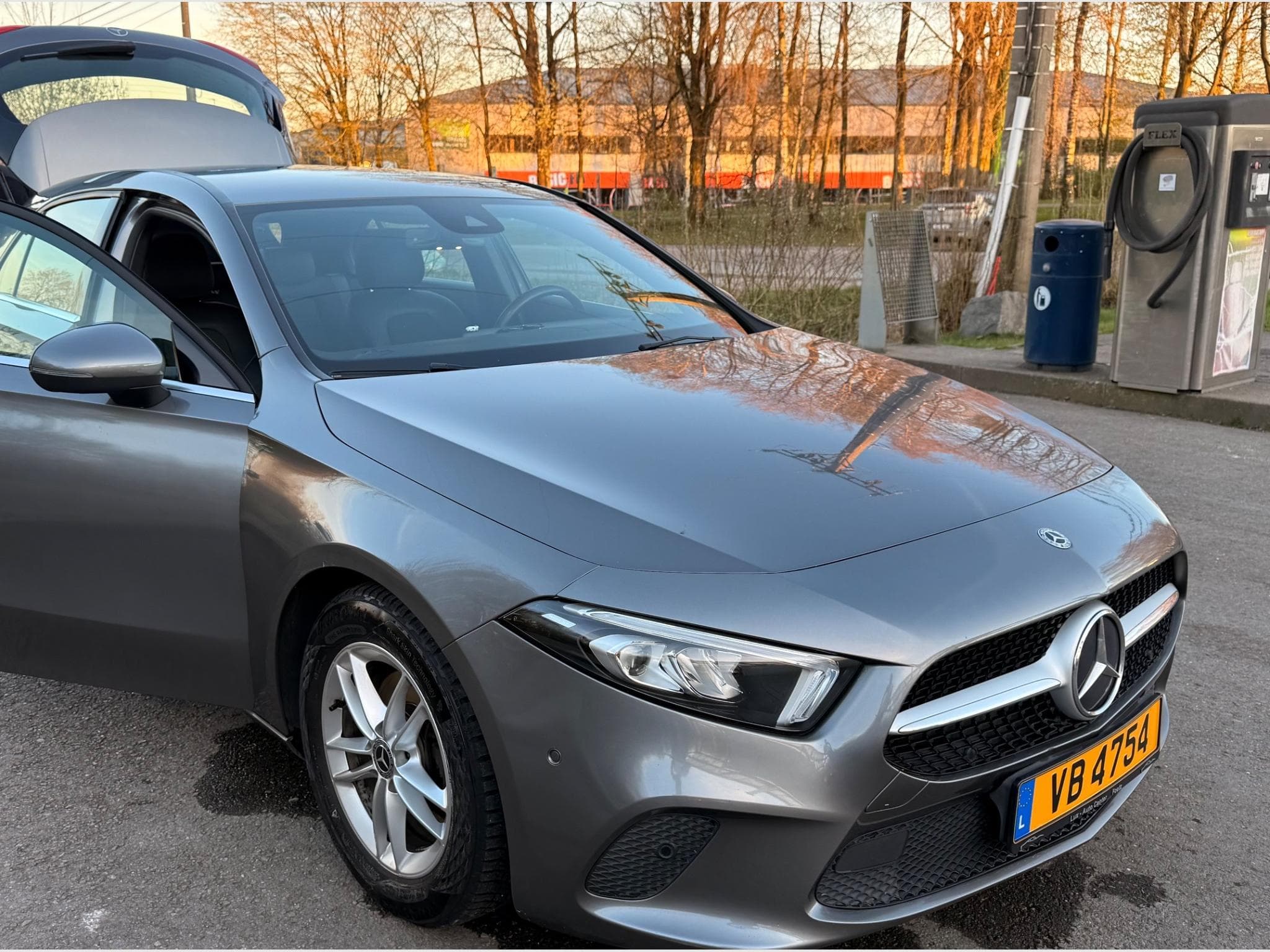 Mercedes A 180 (2018) - Photo 1