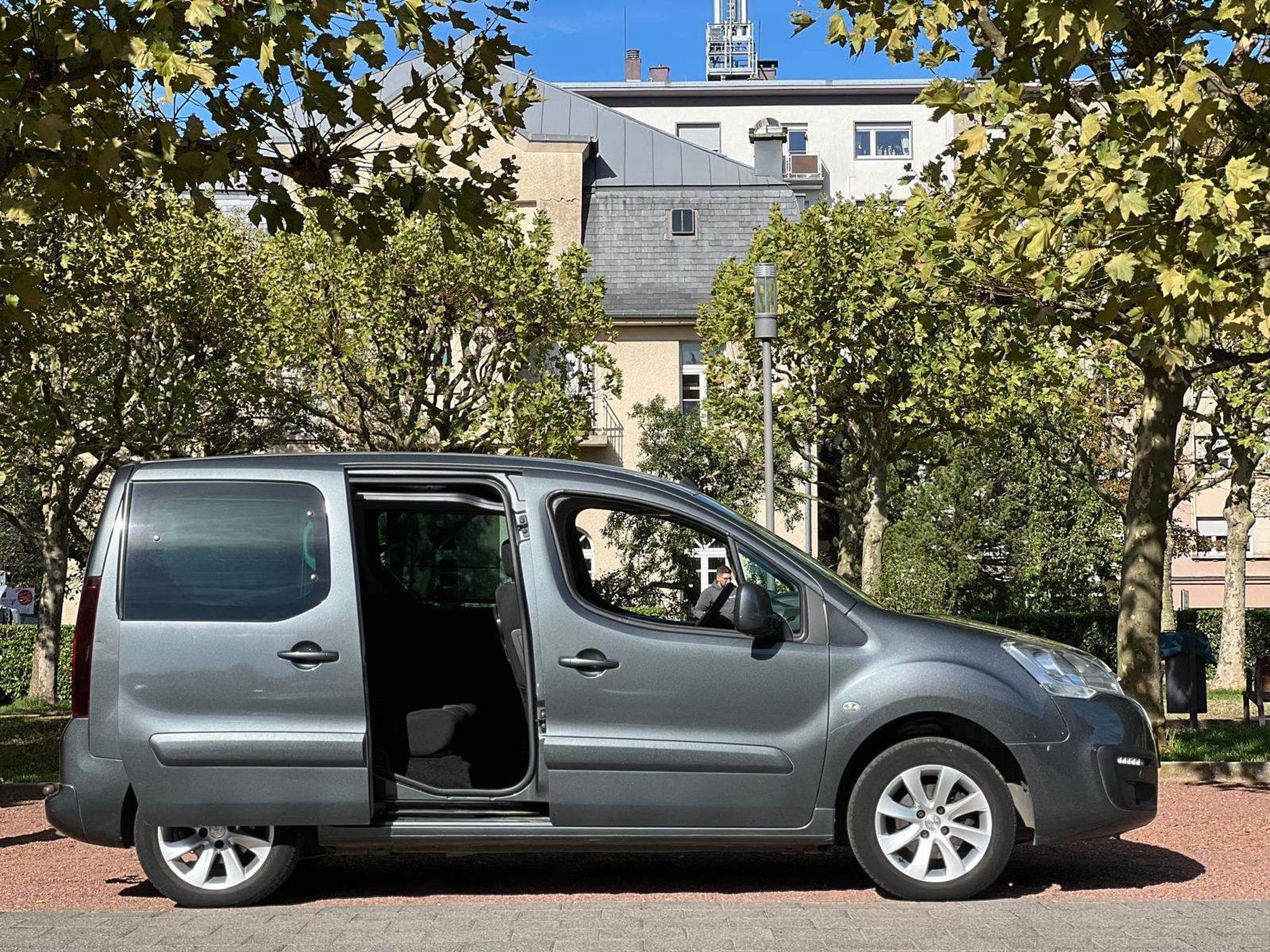 Peugeot Partner Manuelle / Essence / Attache Remorque / (2018) - Photo 8