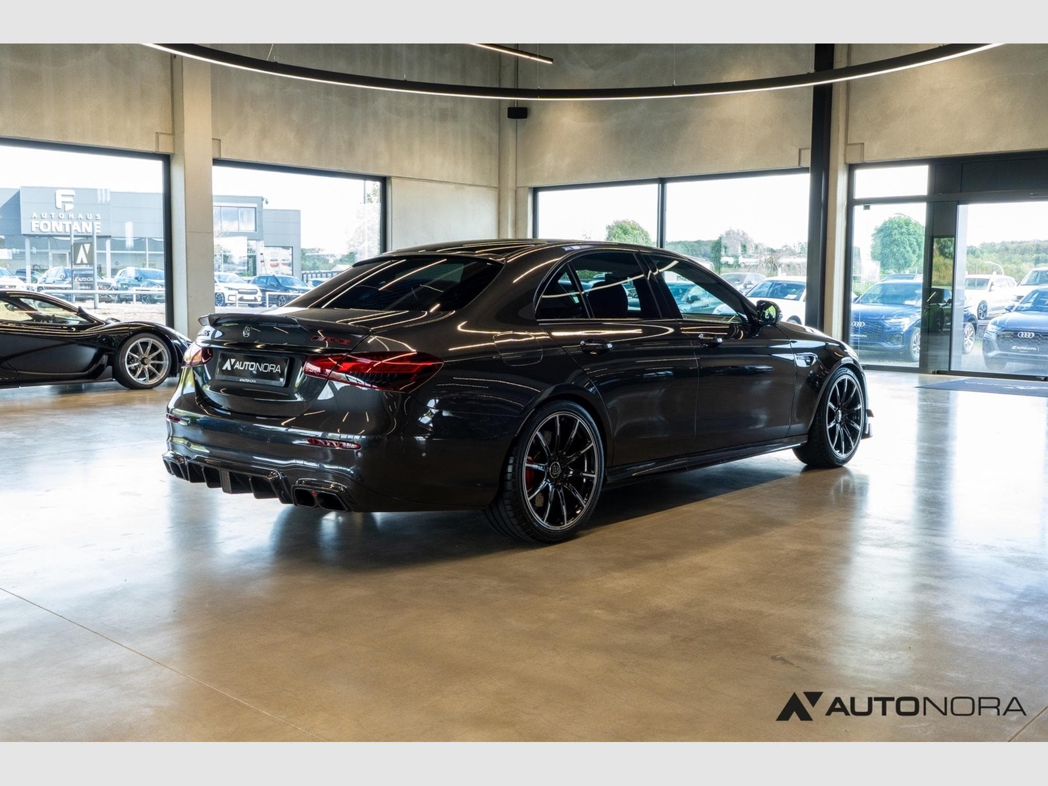 Mercedes E 63 AMG AMG E63 S 4Matic+ Brabus (2020) - Photo 4