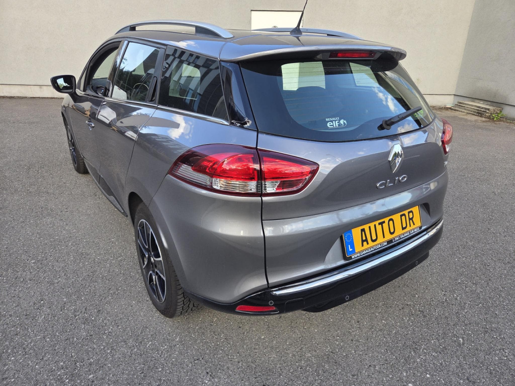Renault Clio Estate 90 CV Garantie 12 Mois (2016) - Photo 3