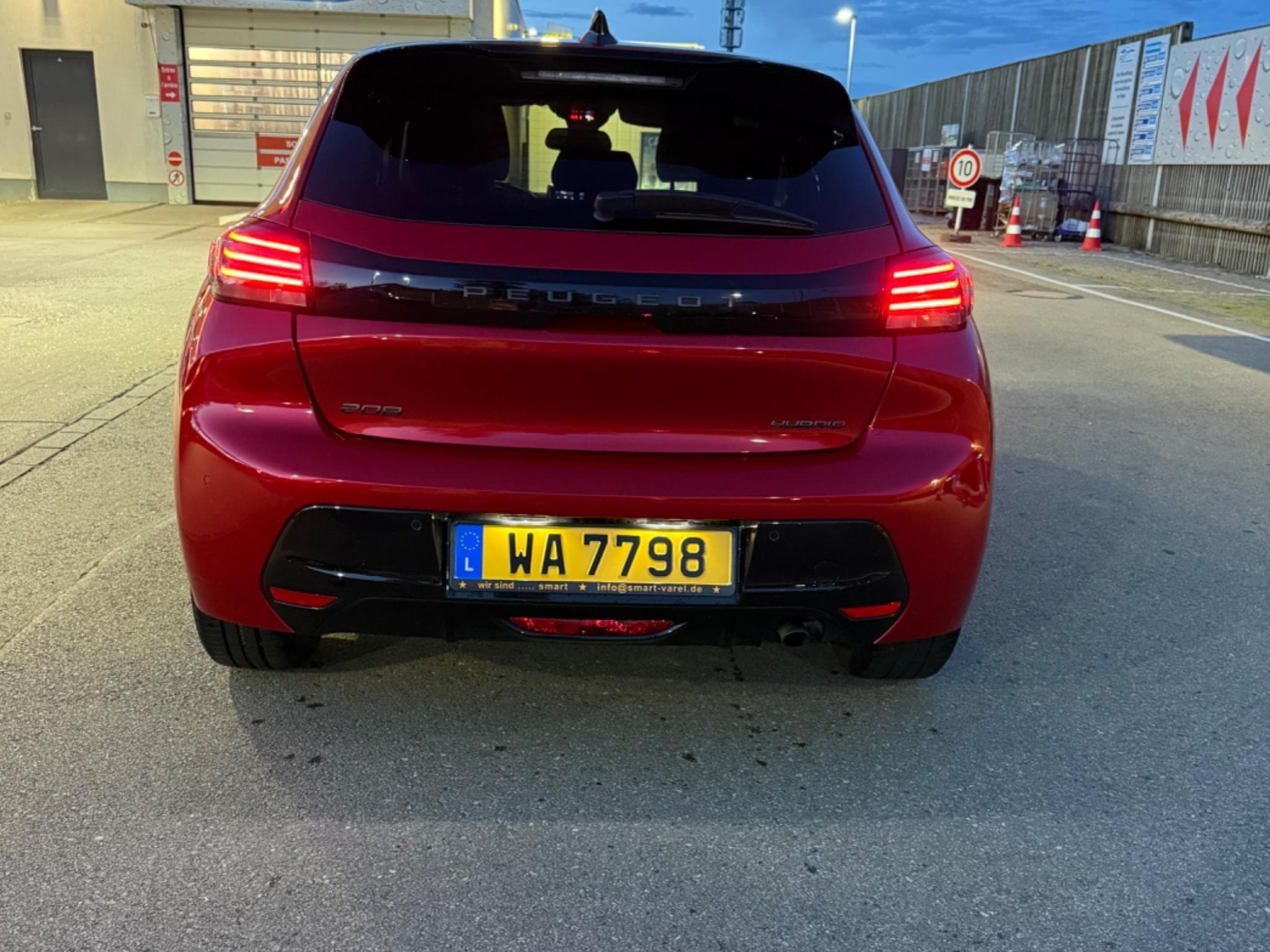 Peugeot 208 MATAUTOLUX (2025) - Photo 3
