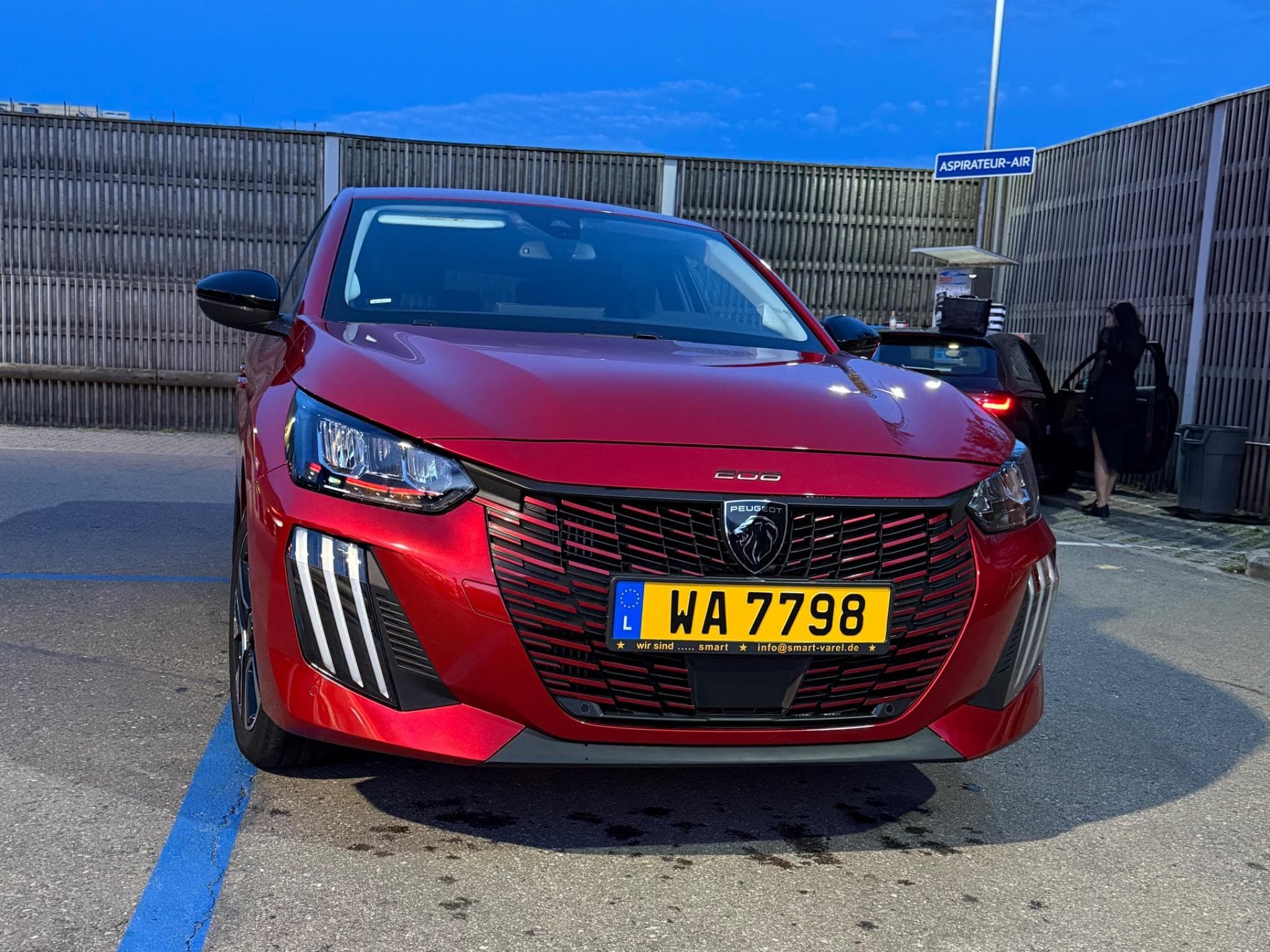 Peugeot 208 MATAUTOLUX (2025) - Photo 6