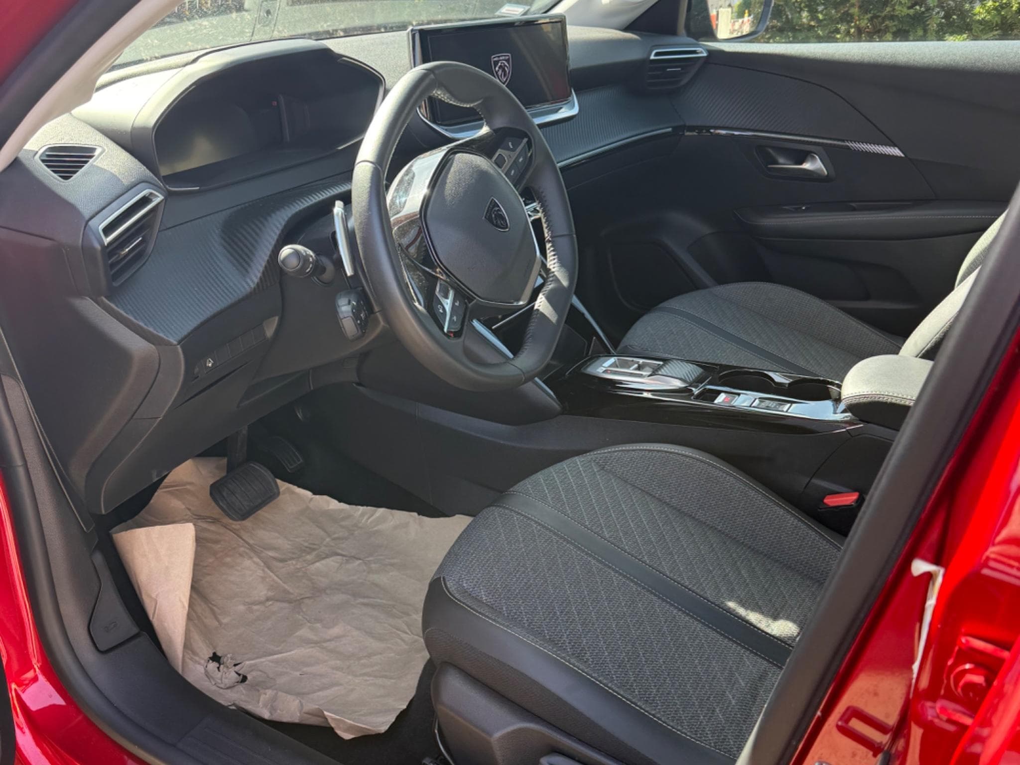 Peugeot 208 MATAUTOLUX (2025) - Photo 7