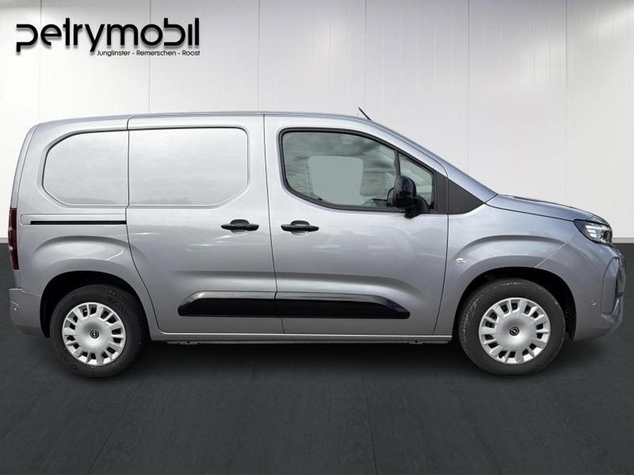 Opel Combo E Cargo (2025) - Photo 8