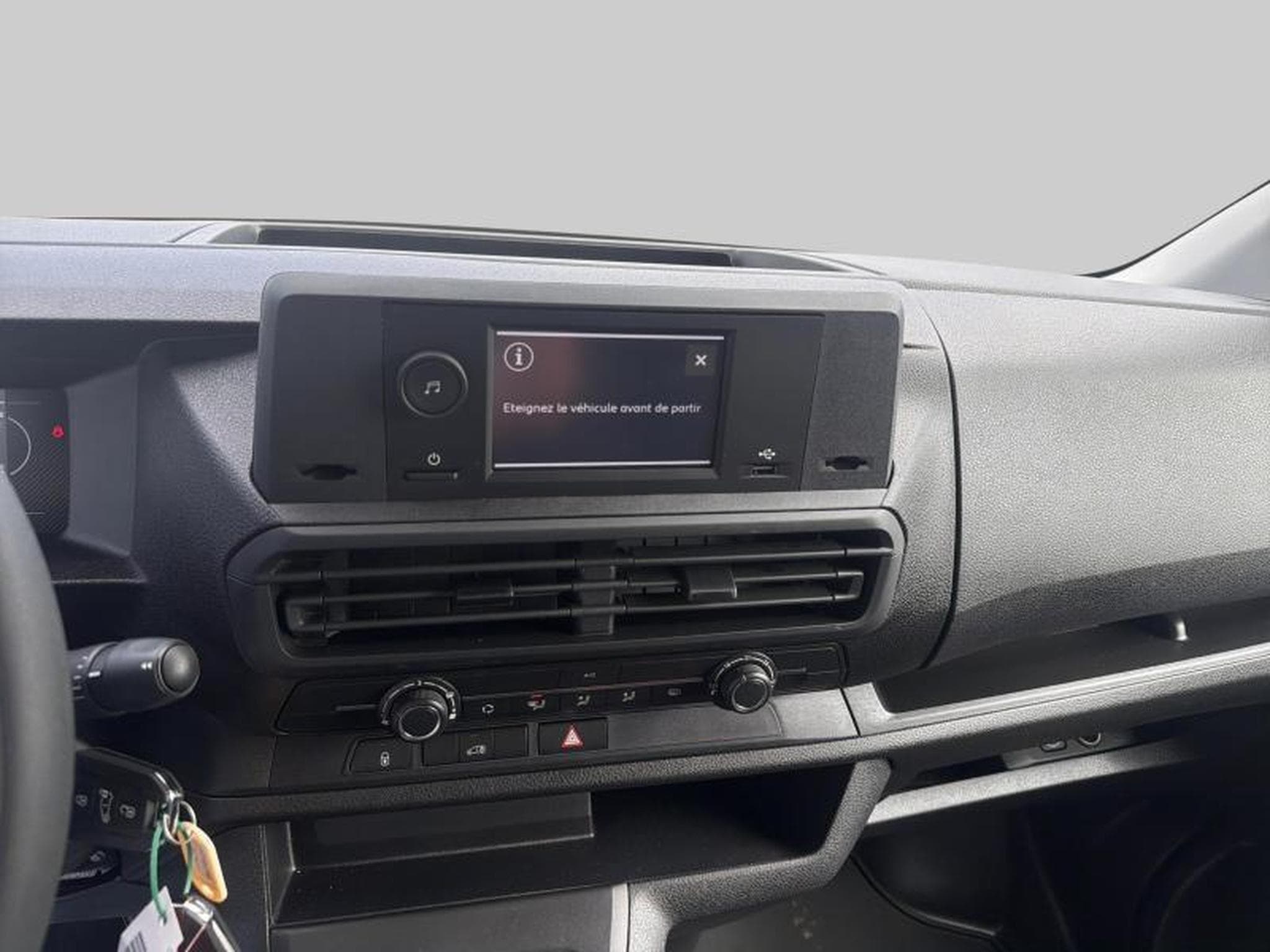 Opel Vivaro C (2025) - Photo 15